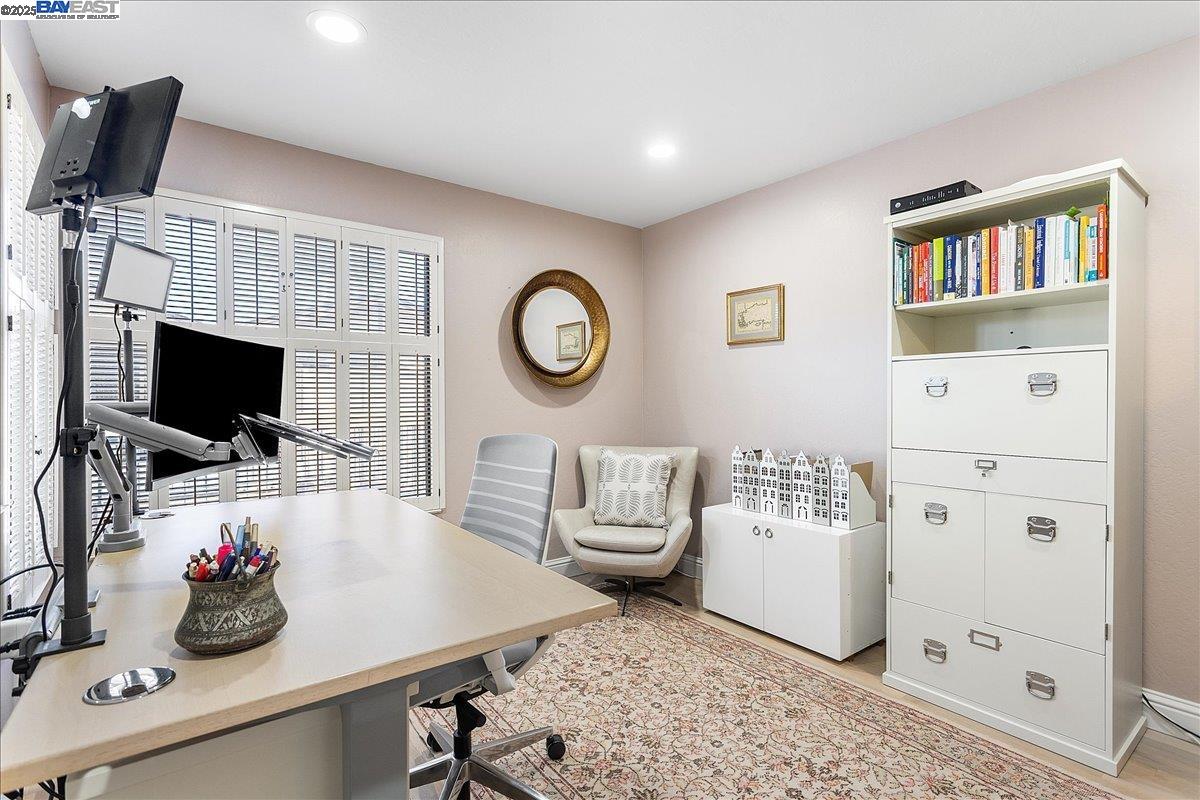 Detail Gallery Image 18 of 35 For 1220 Porta Ballena, Alameda,  CA 94501 - 2 Beds | 2/1 Baths