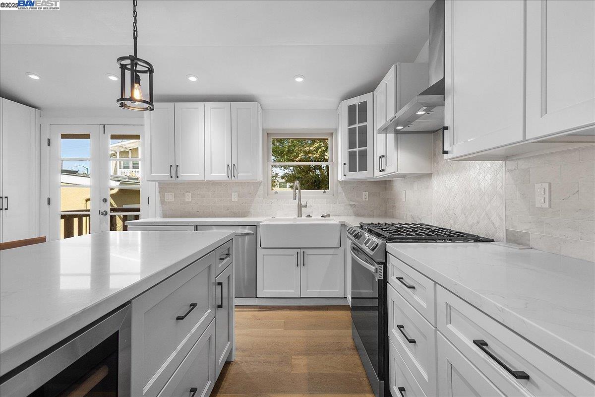 Detail Gallery Image 15 of 23 For 2529 Noble Ave, Alameda,  CA 94501 - 2 Beds | 1 Baths