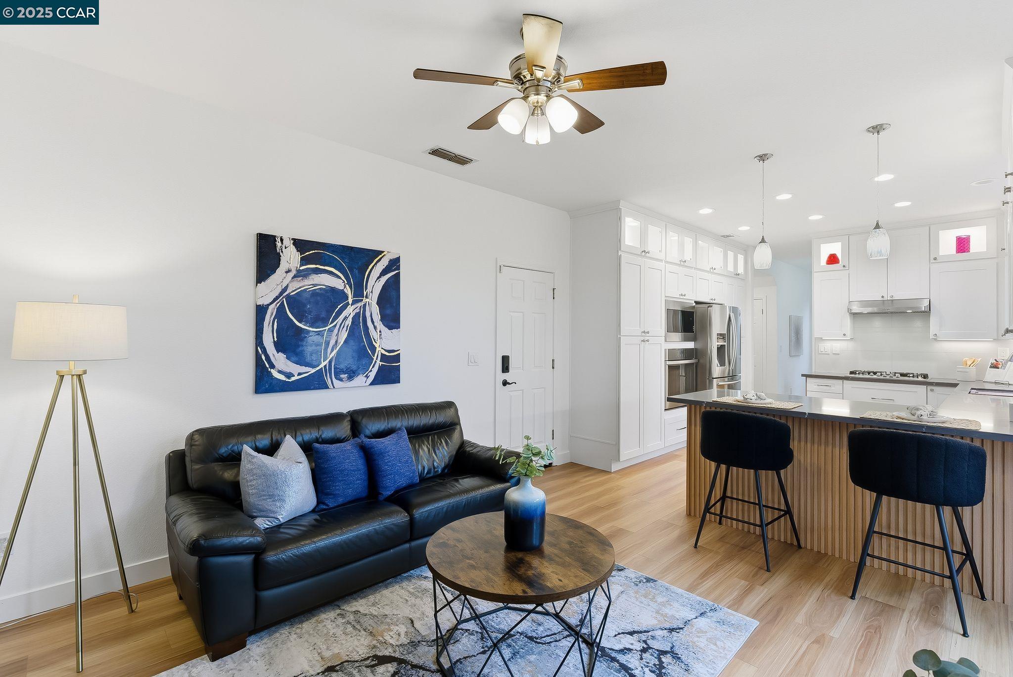 Detail Gallery Image 14 of 39 For 39 Elmwood Dr, San Ramon,  CA 94583 - 4 Beds | 2/1 Baths