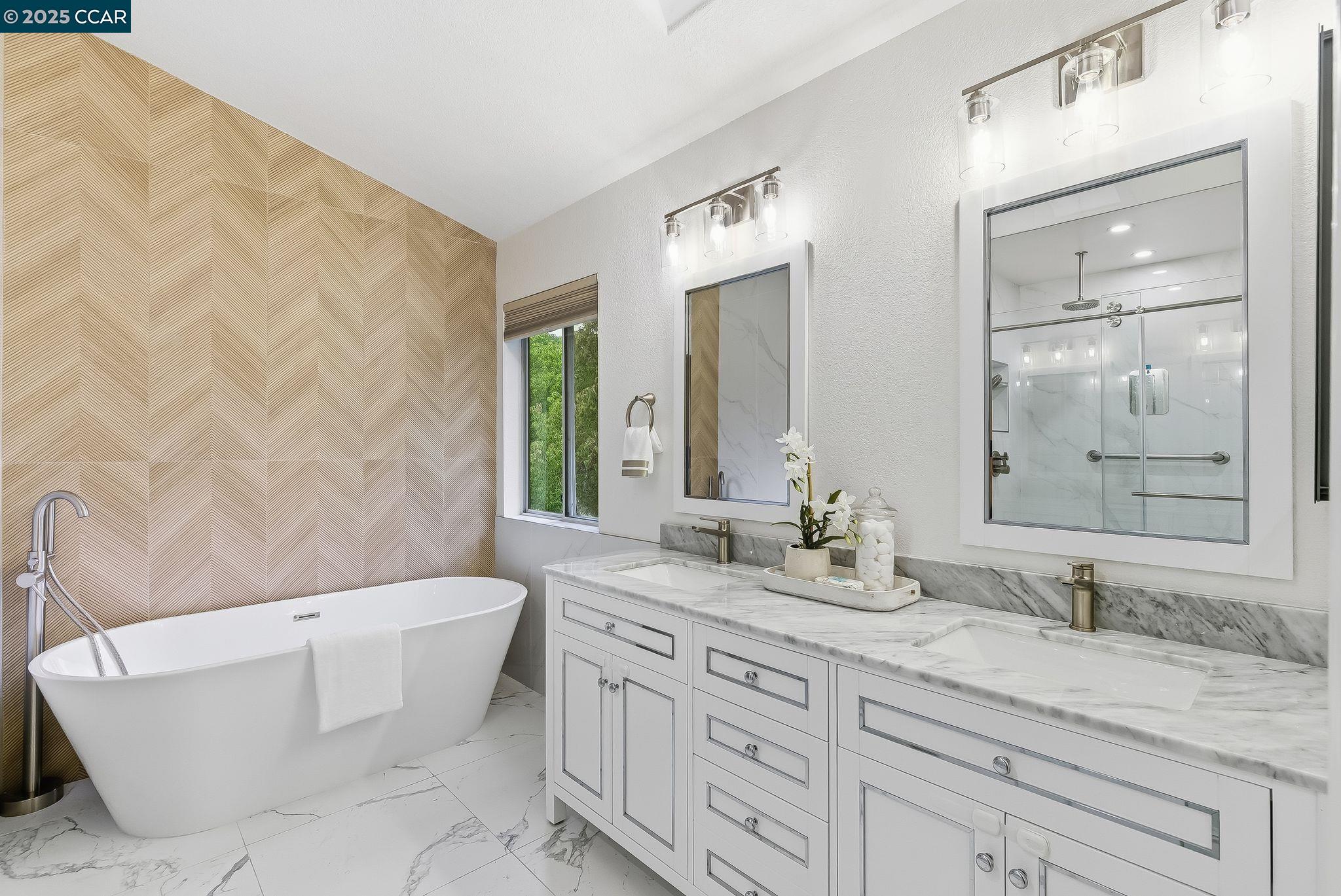 Detail Gallery Image 18 of 39 For 39 Elmwood Dr, San Ramon,  CA 94583 - 4 Beds | 2/1 Baths