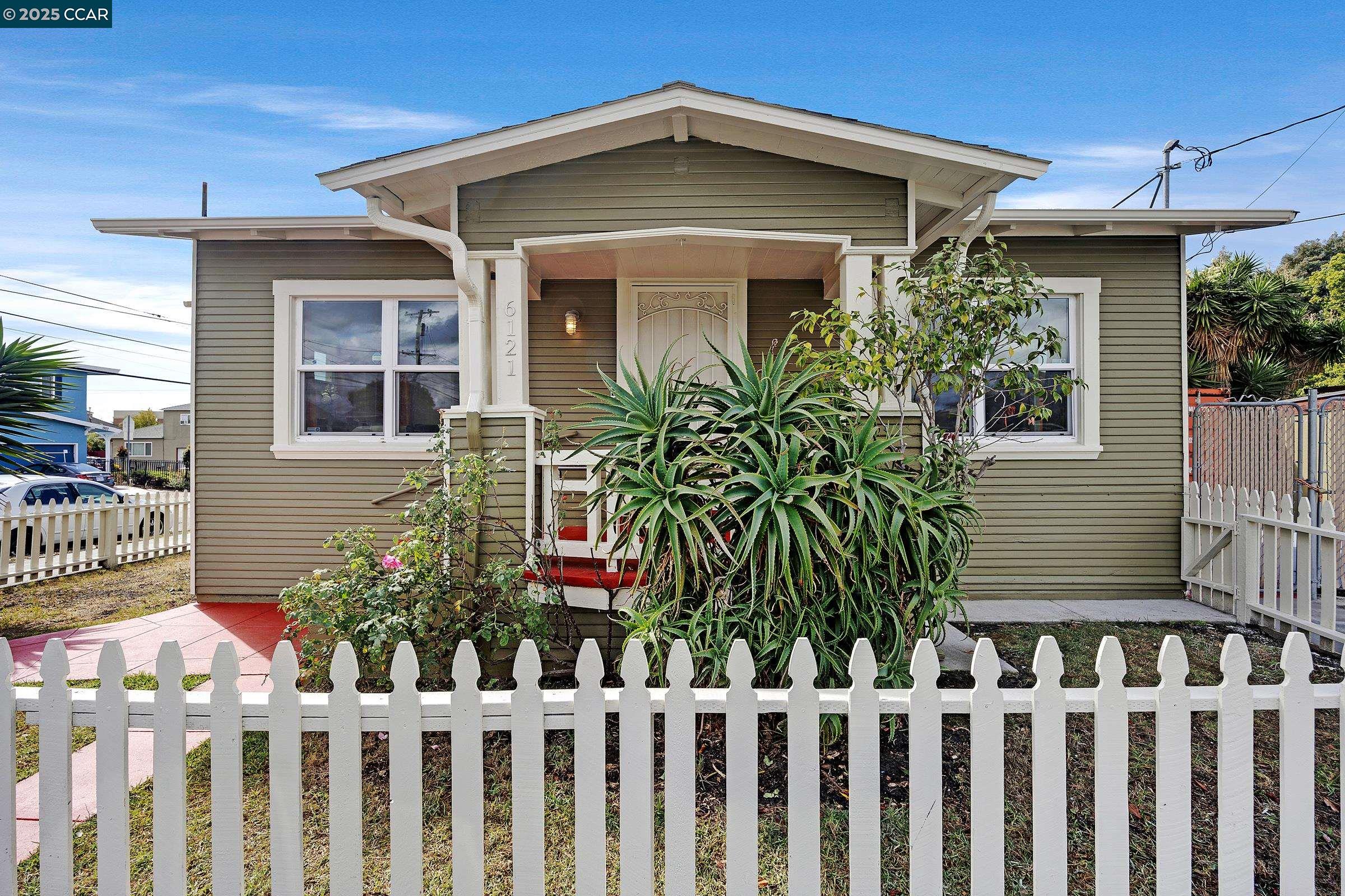 Front Image Thumbnail for CC41114801