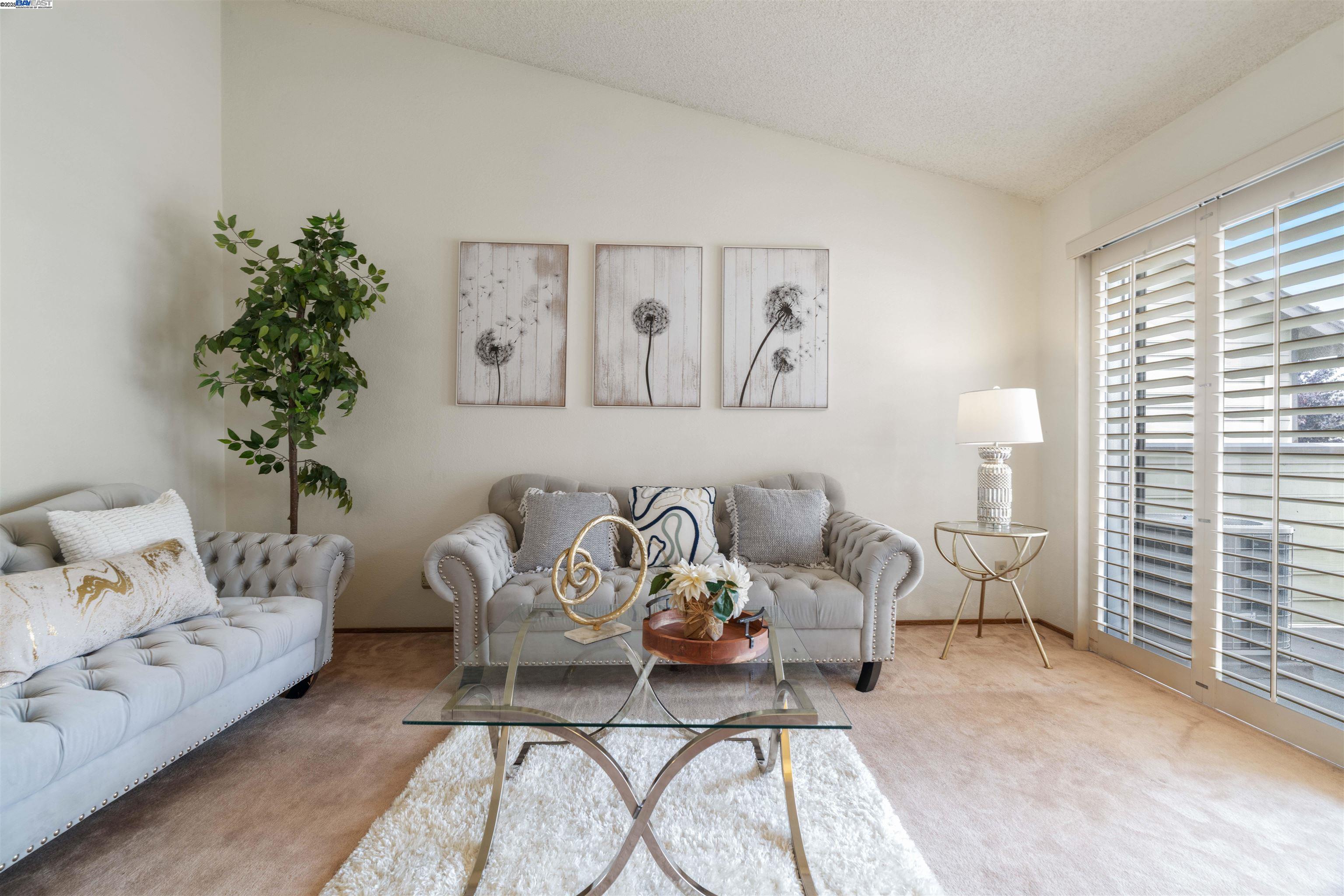 Detail Gallery Image 7 of 32 For 585 Majestic Way, San Leandro,  CA 94578 - 2 Beds | 2 Baths