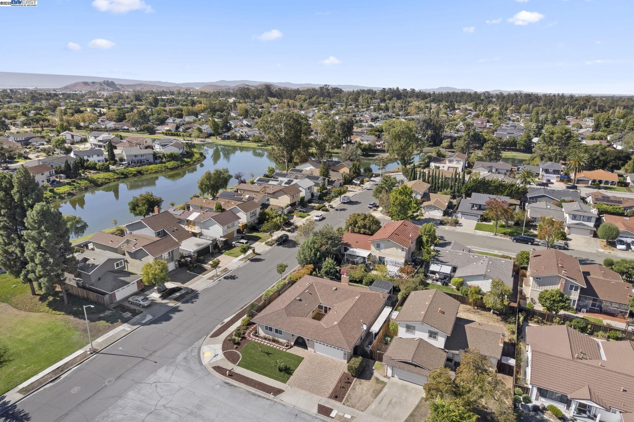 Detail Gallery Image 47 of 49 For 5093 Dorking Ct, Newark,  CA 94560 - 5 Beds | 2/1 Baths