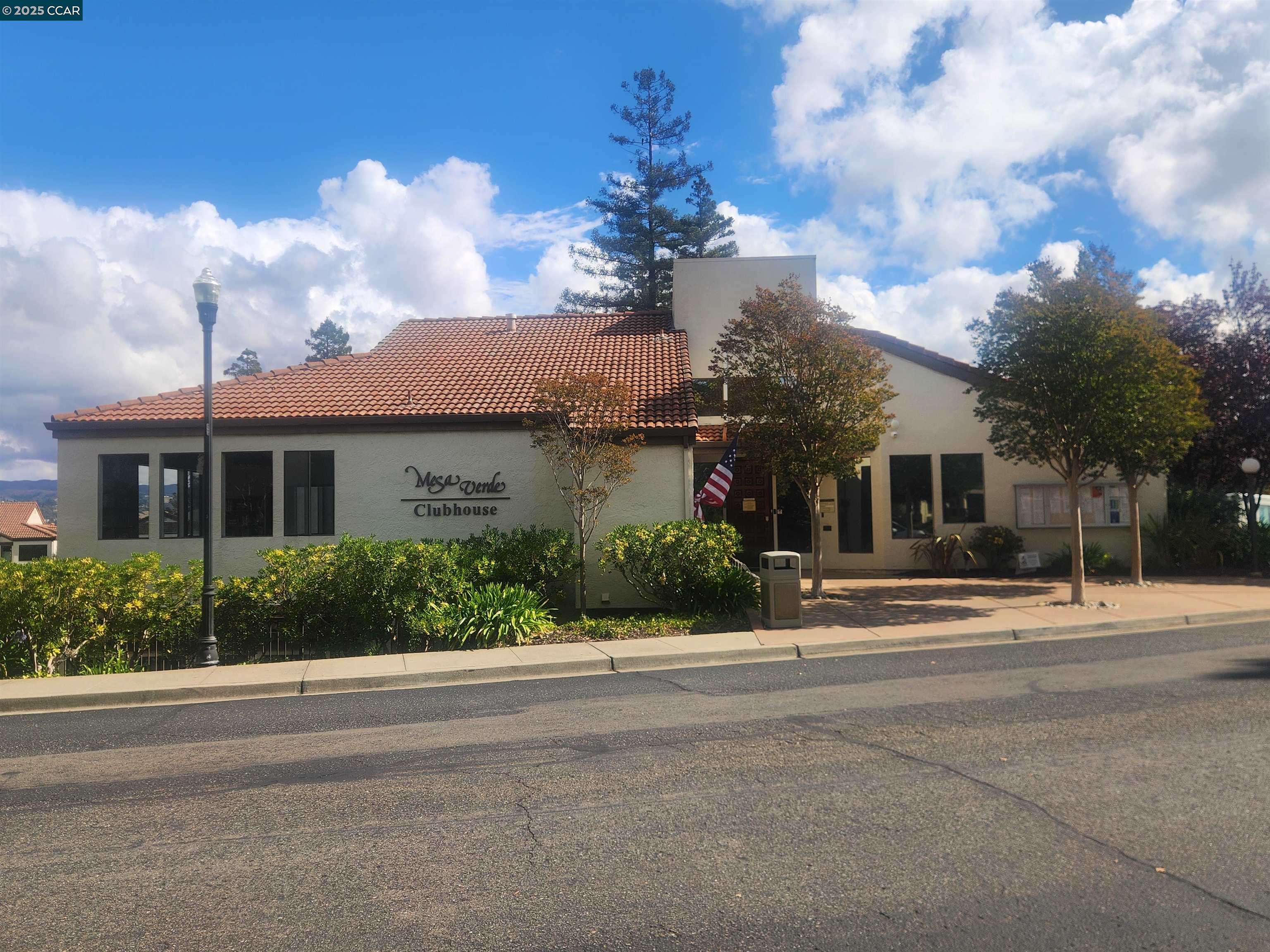 Front Image Thumbnail for CC41114821