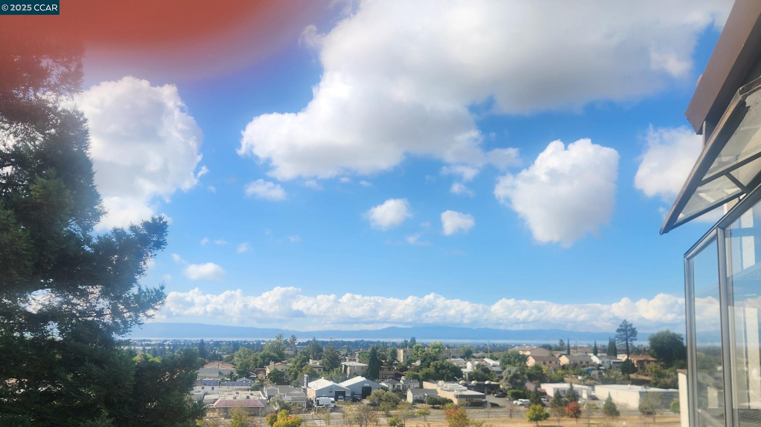 Detail Gallery Image 7 of 12 For 21109 Gary Dr #303,  Hayward,  CA 94546 - 2 Beds | 2 Baths