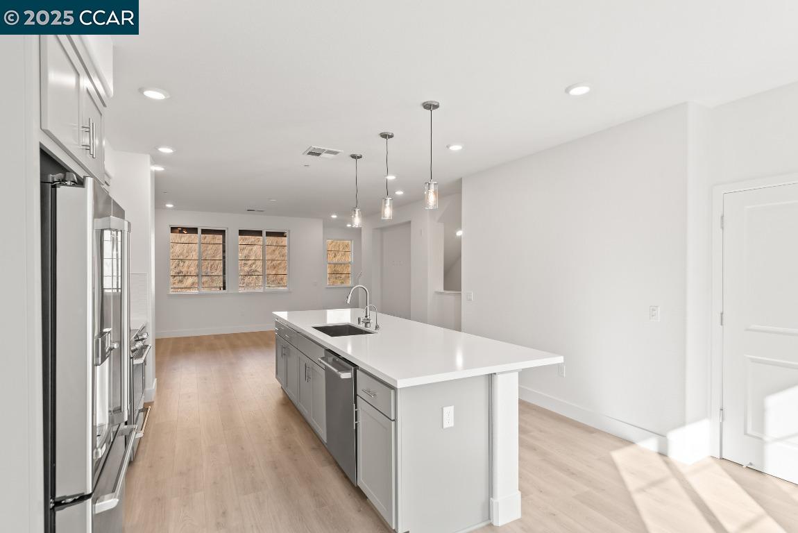 Detail Gallery Image 16 of 58 For 725 Delve Court, Hayward,  CA 94544 - 4 Beds | 3/1 Baths