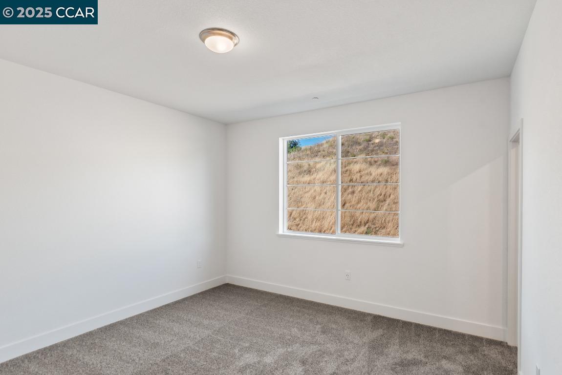 Detail Gallery Image 18 of 58 For 725 Delve Court, Hayward,  CA 94544 - 4 Beds | 3/1 Baths