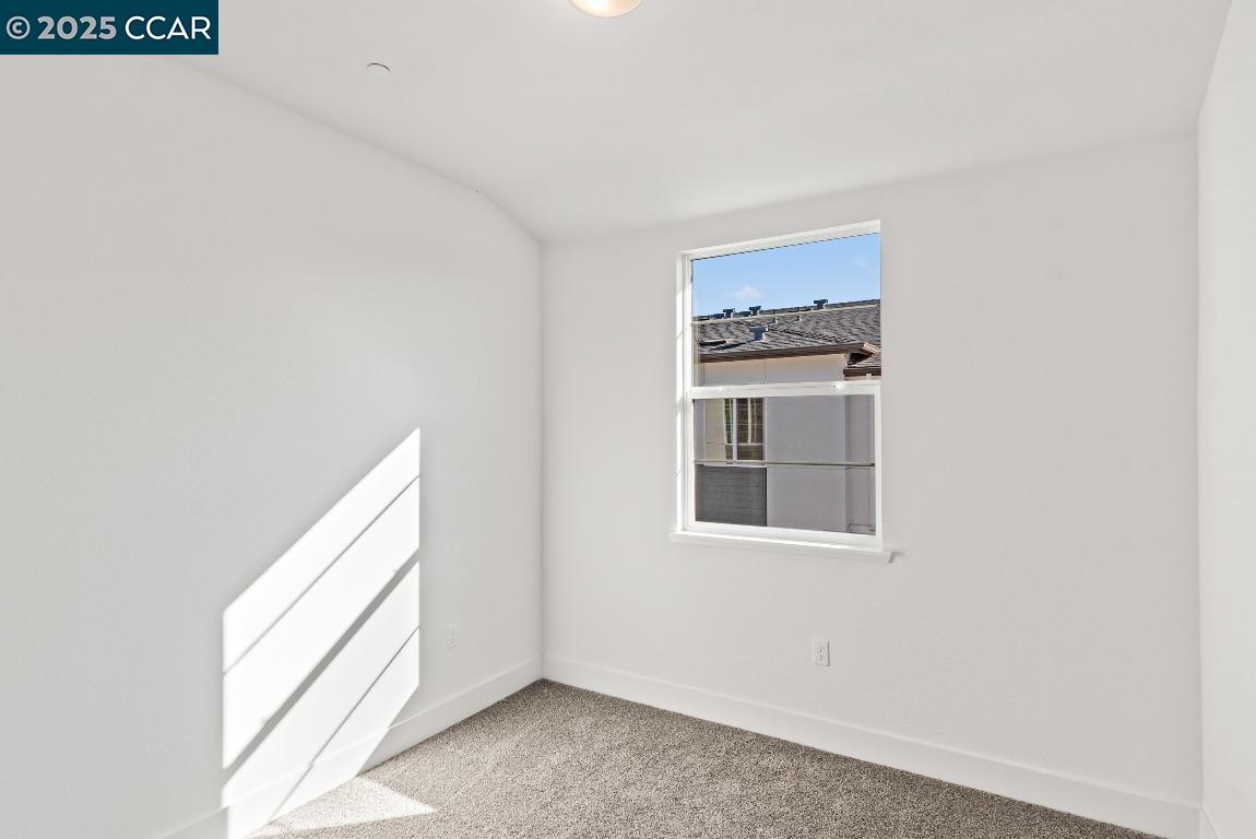 Detail Gallery Image 21 of 58 For 725 Delve Court, Hayward,  CA 94544 - 4 Beds | 3/1 Baths