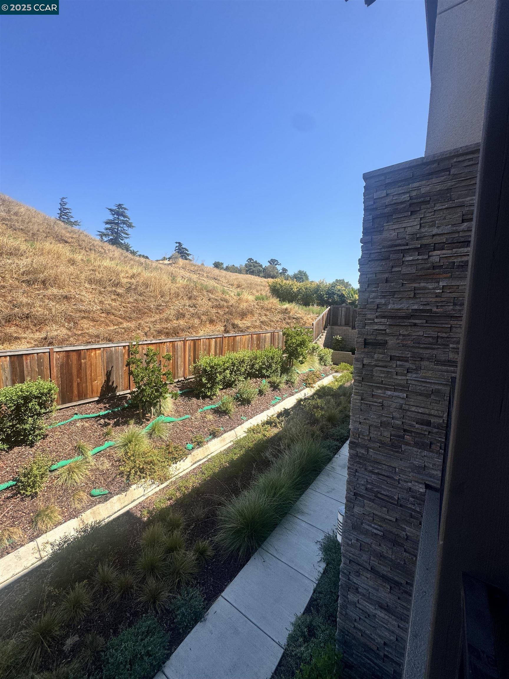 Detail Gallery Image 31 of 58 For 725 Delve Court, Hayward,  CA 94544 - 4 Beds | 3/1 Baths