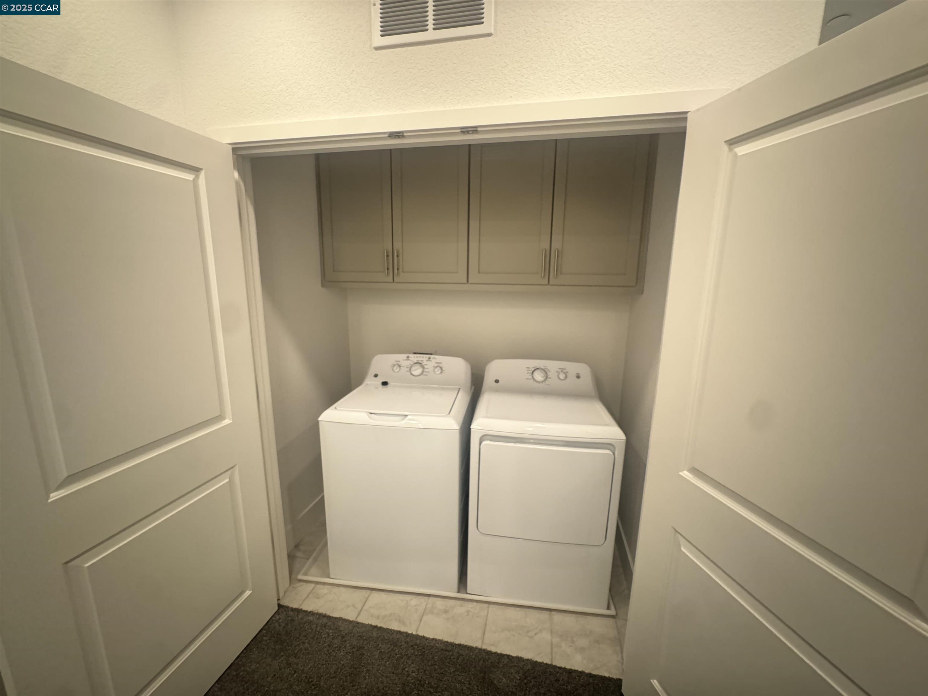 Detail Gallery Image 35 of 58 For 725 Delve Court, Hayward,  CA 94544 - 4 Beds | 3/1 Baths