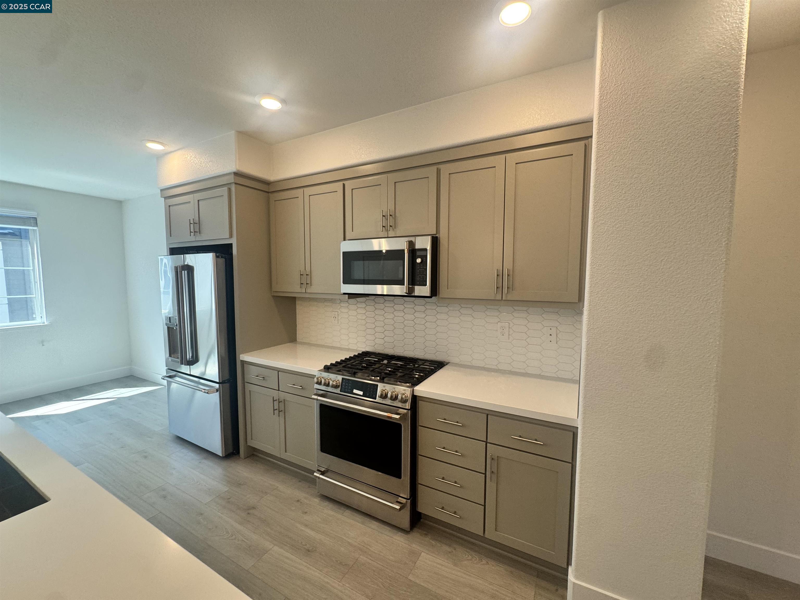 Detail Gallery Image 38 of 58 For 725 Delve Court, Hayward,  CA 94544 - 4 Beds | 3/1 Baths