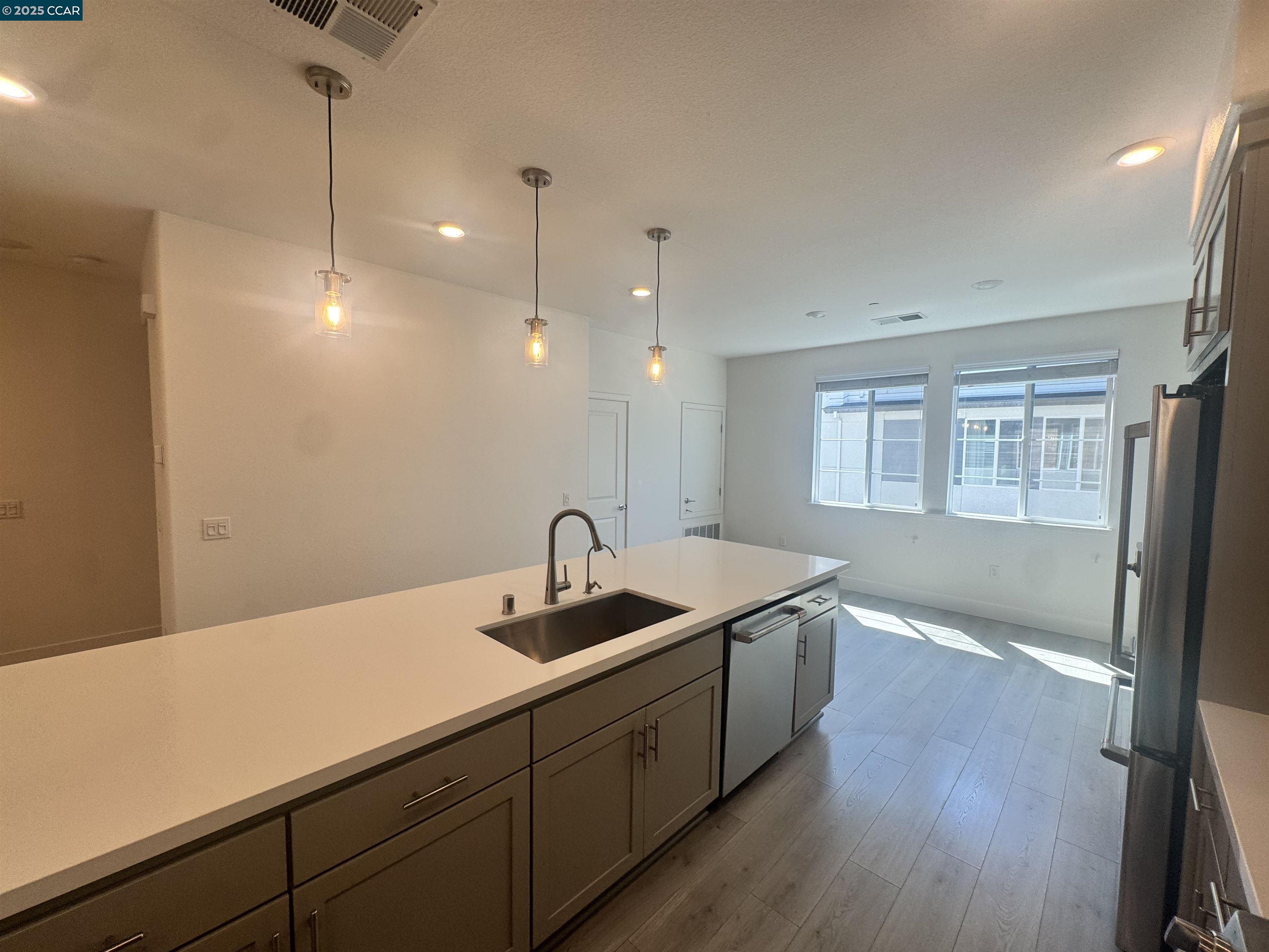 Detail Gallery Image 42 of 58 For 725 Delve Court, Hayward,  CA 94544 - 4 Beds | 3/1 Baths