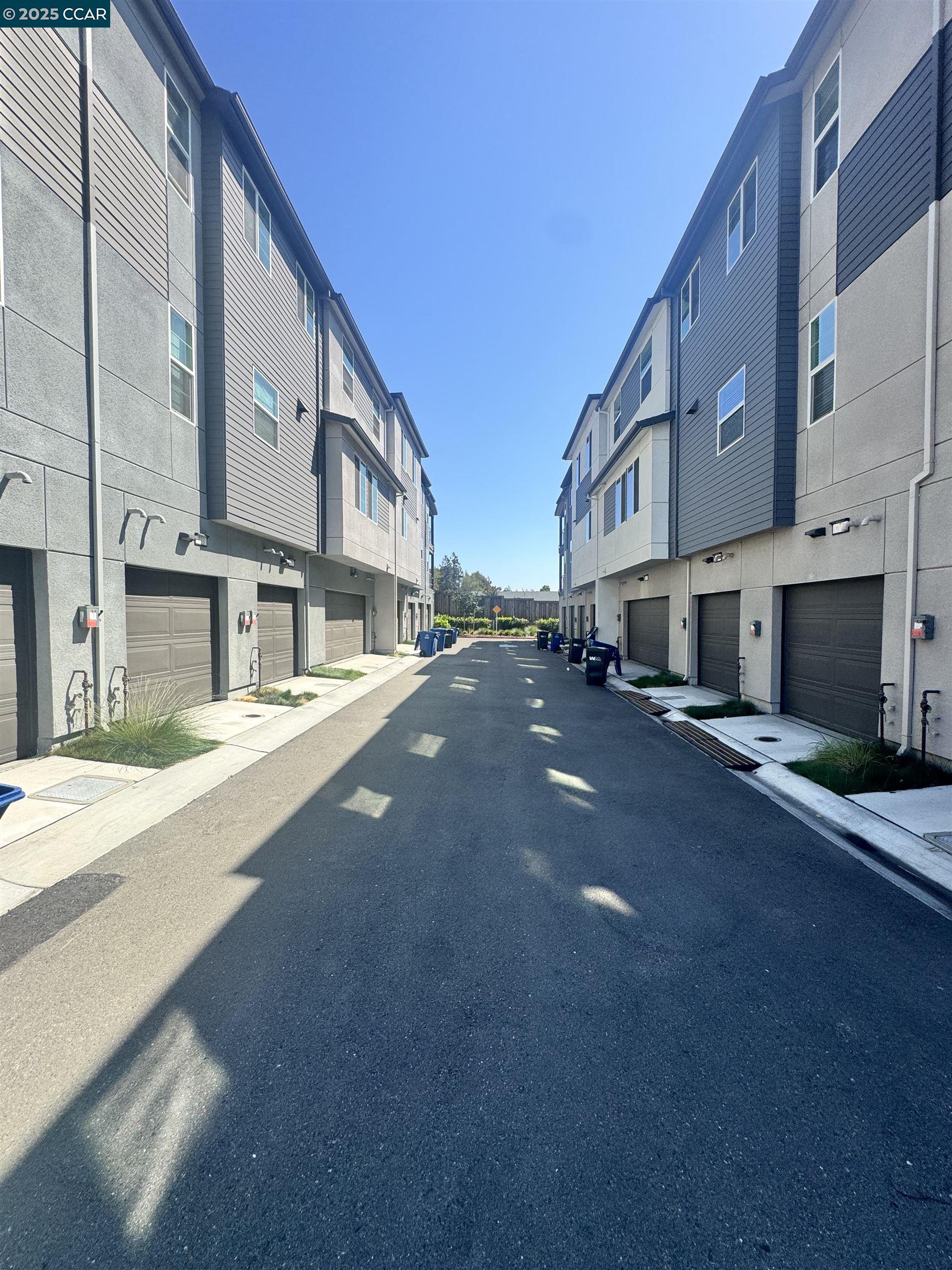 Detail Gallery Image 51 of 58 For 725 Delve Court, Hayward,  CA 94544 - 4 Beds | 3/1 Baths