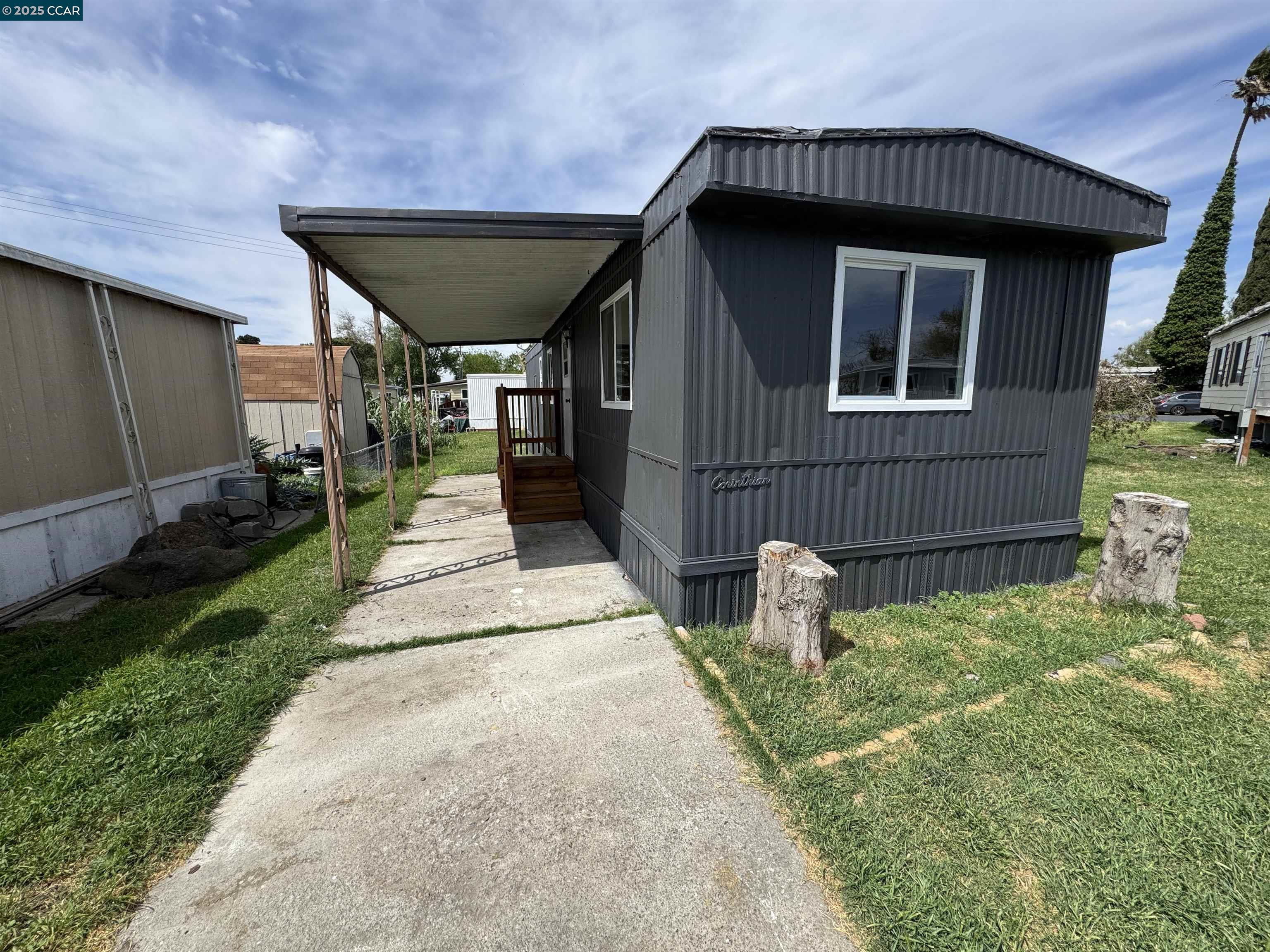 Front Image Thumbnail for CC41114835