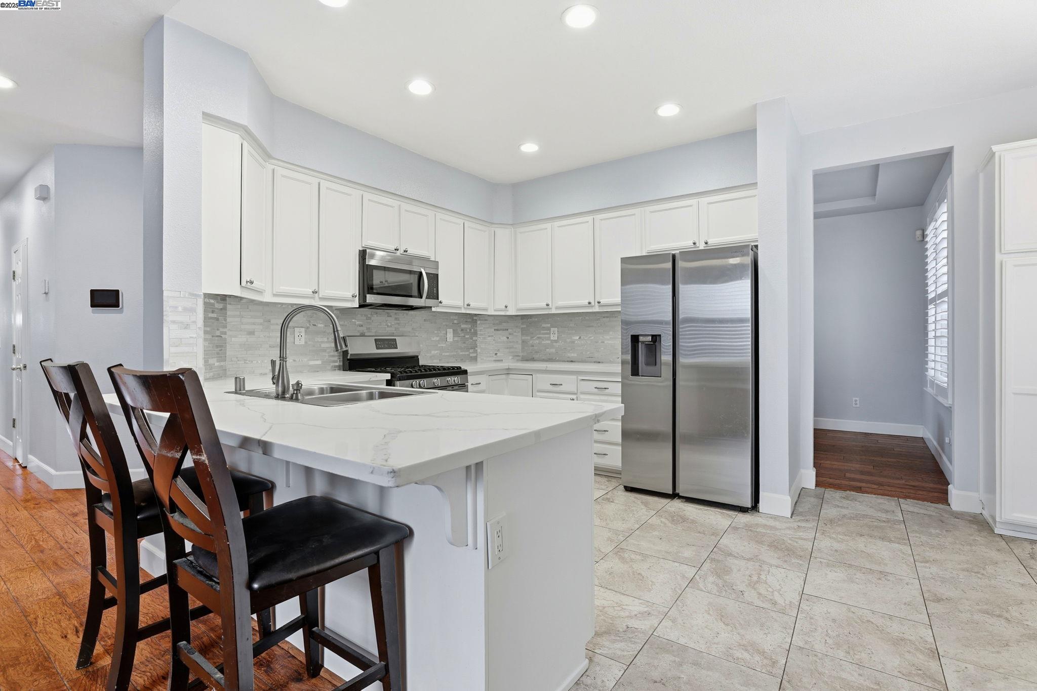 Detail Gallery Image 15 of 54 For 2709 Almanor Dr., Tracy,  CA 95304 - 4 Beds | 2/1 Baths