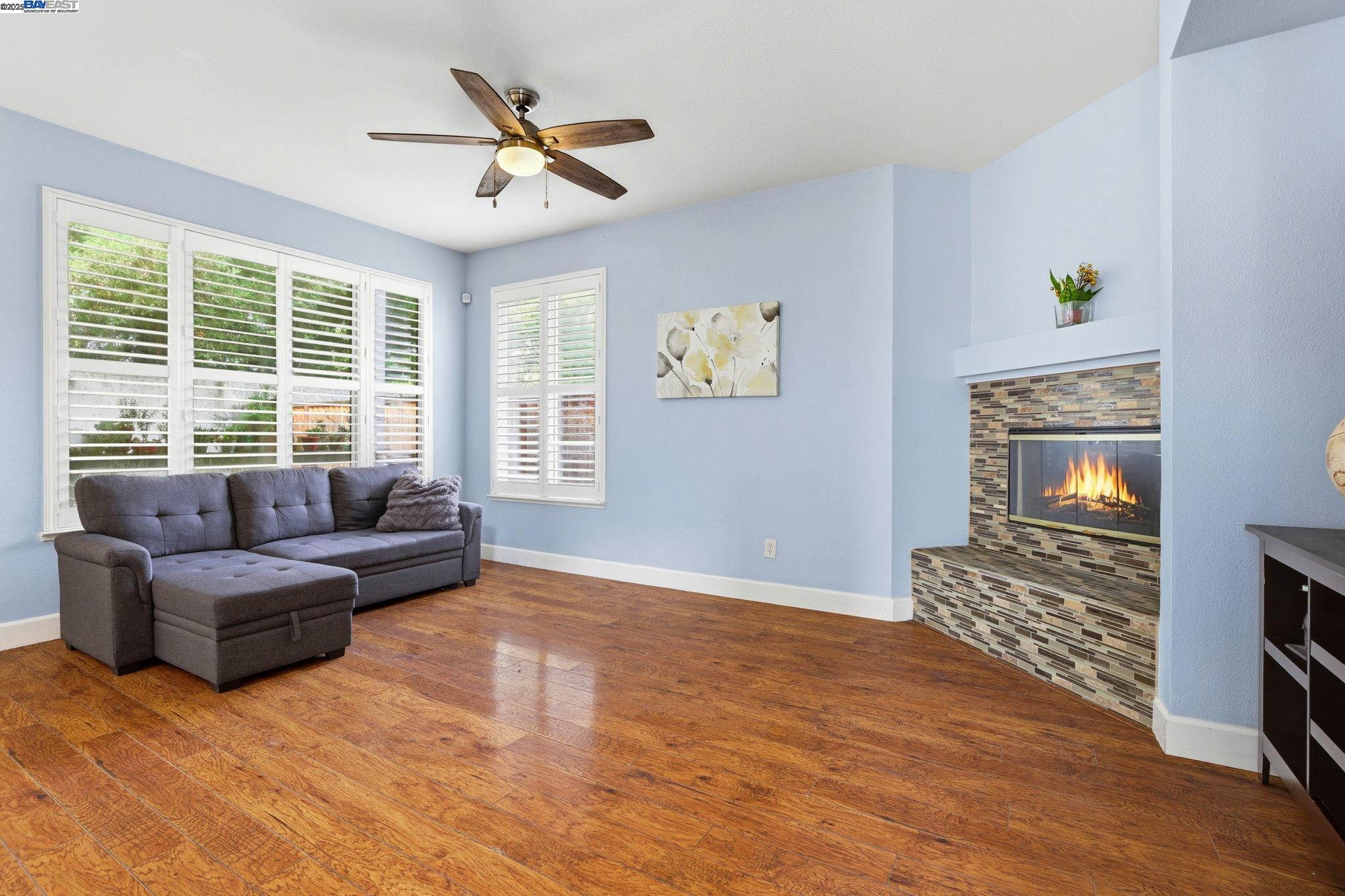 Detail Gallery Image 21 of 54 For 2709 Almanor Dr., Tracy,  CA 95304 - 4 Beds | 2/1 Baths