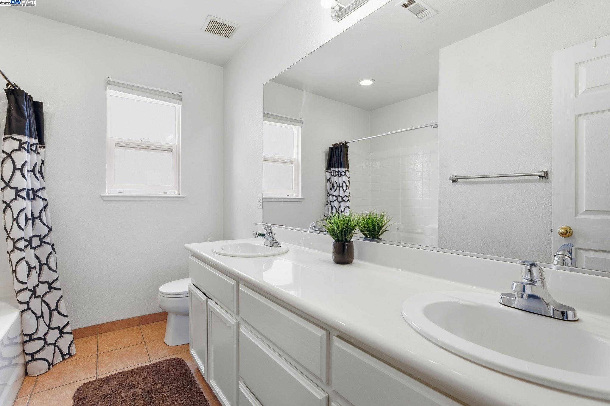 Detail Gallery Image 41 of 54 For 2709 Almanor Dr., Tracy,  CA 95304 - 4 Beds | 2/1 Baths