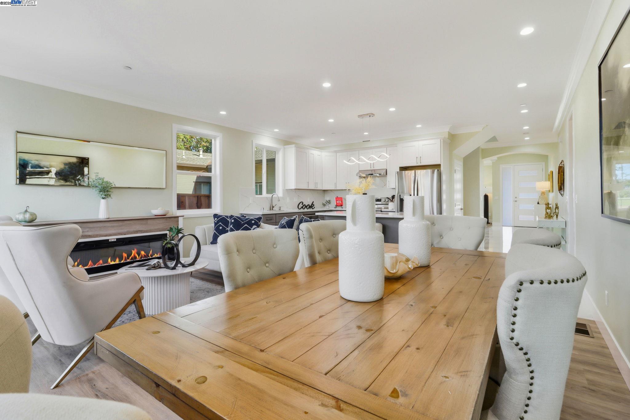 Detail Gallery Image 14 of 58 For 492 Sunset Blvd, Hayward,  CA 94541 - 5 Beds | 4/2 Baths