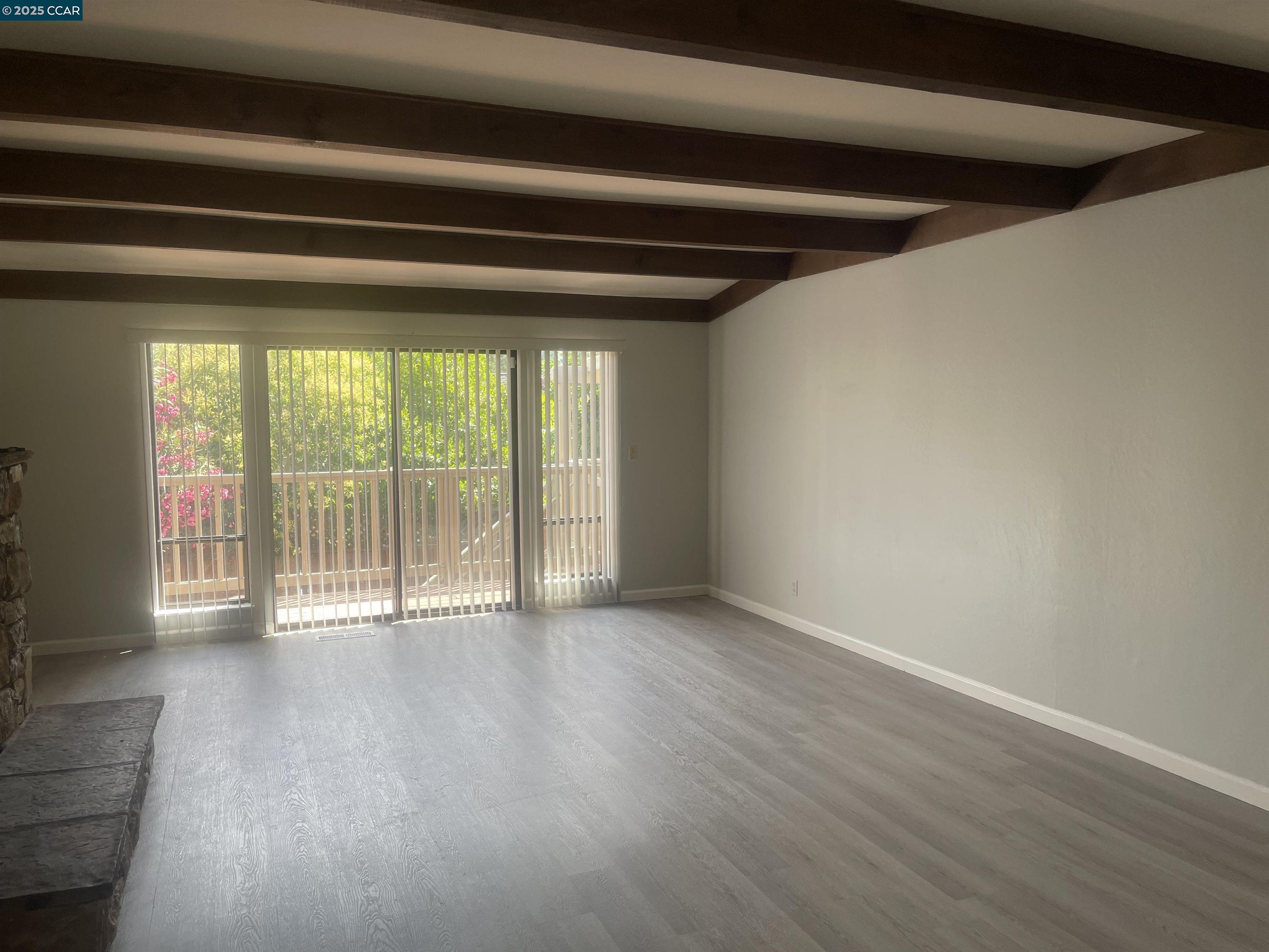 Detail Gallery Image 15 of 22 For 971 Livorna, Alamo,  CA 94507 - 4 Beds | 3 Baths