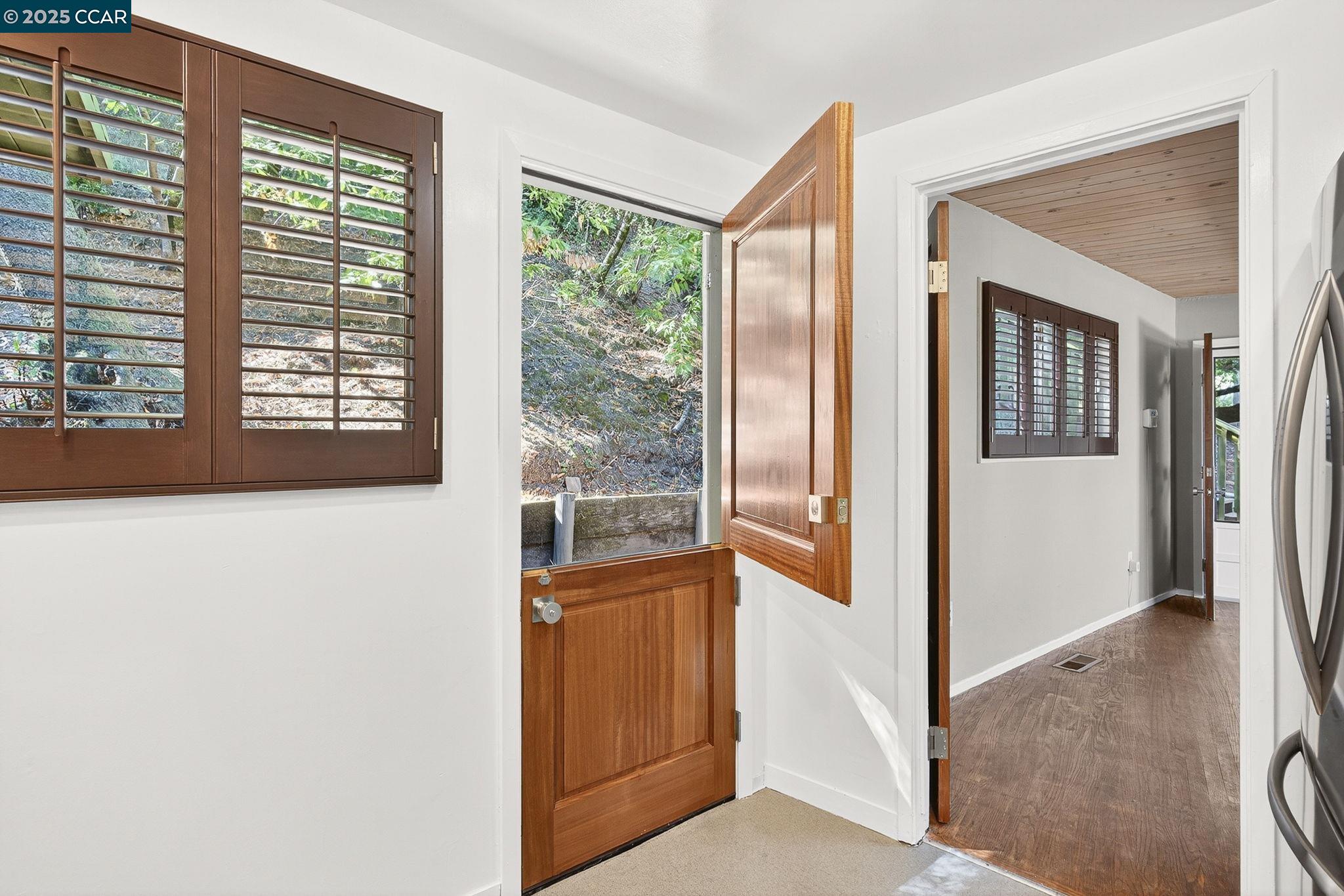 Detail Gallery Image 20 of 41 For 405 Scenic Ave, San Anselmo,  CA 94960-2237 - 1 Beds | 1 Baths