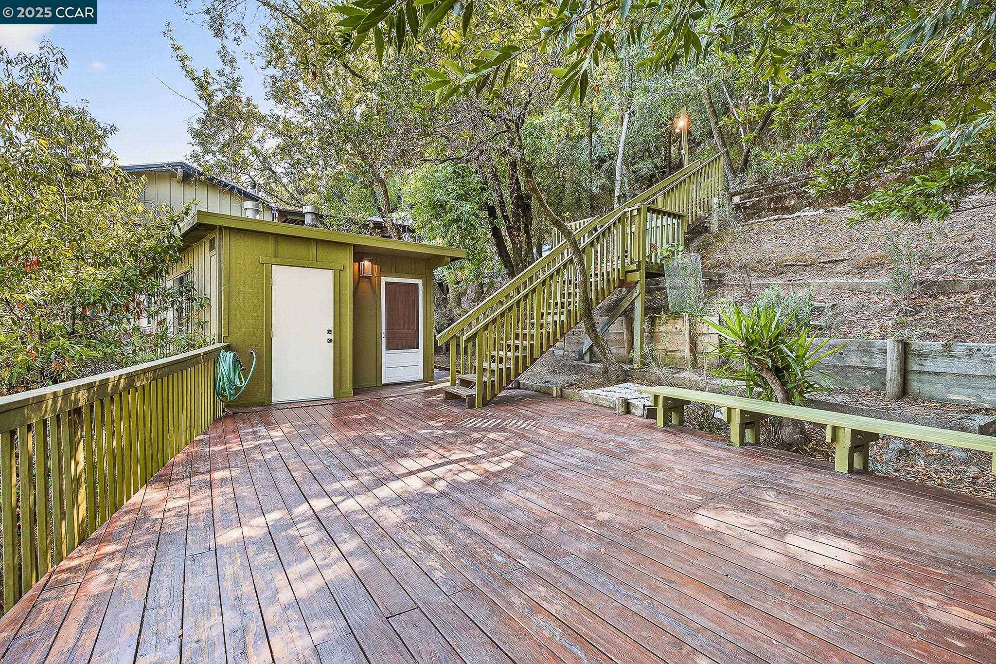 Detail Gallery Image 3 of 41 For 405 Scenic Ave, San Anselmo,  CA 94960-2237 - 1 Beds | 1 Baths