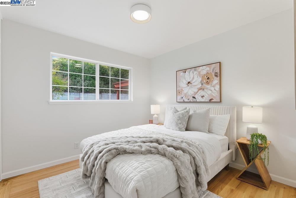 Detail Gallery Image 13 of 26 For 974 Pocatello Ave, Sunnyvale,  CA 94087 - 3 Beds | 2 Baths