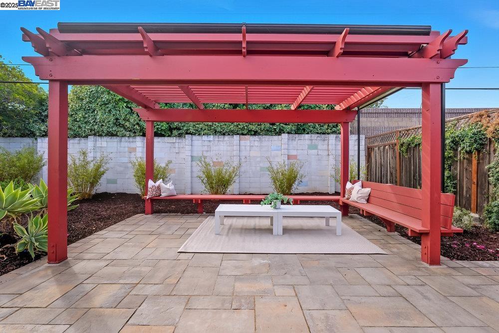 Detail Gallery Image 18 of 26 For 974 Pocatello Ave, Sunnyvale,  CA 94087 - 3 Beds | 2 Baths