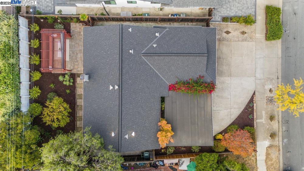 Detail Gallery Image 23 of 26 For 974 Pocatello Ave, Sunnyvale,  CA 94087 - 3 Beds | 2 Baths