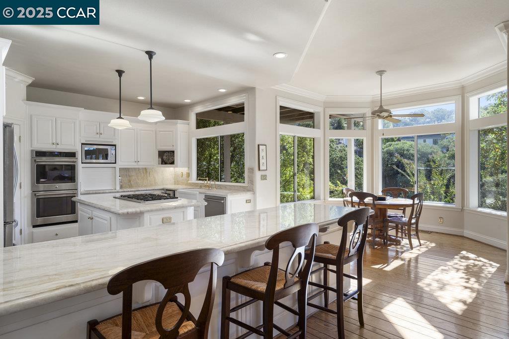 Detail Gallery Image 13 of 49 For 3109 Stonegate Dr, Alamo,  CA 94507 - 4 Beds | 4/1 Baths