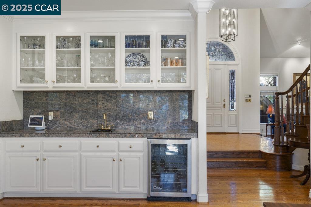 Detail Gallery Image 10 of 49 For 3109 Stonegate Dr, Alamo,  CA 94507 - 4 Beds | 4/1 Baths