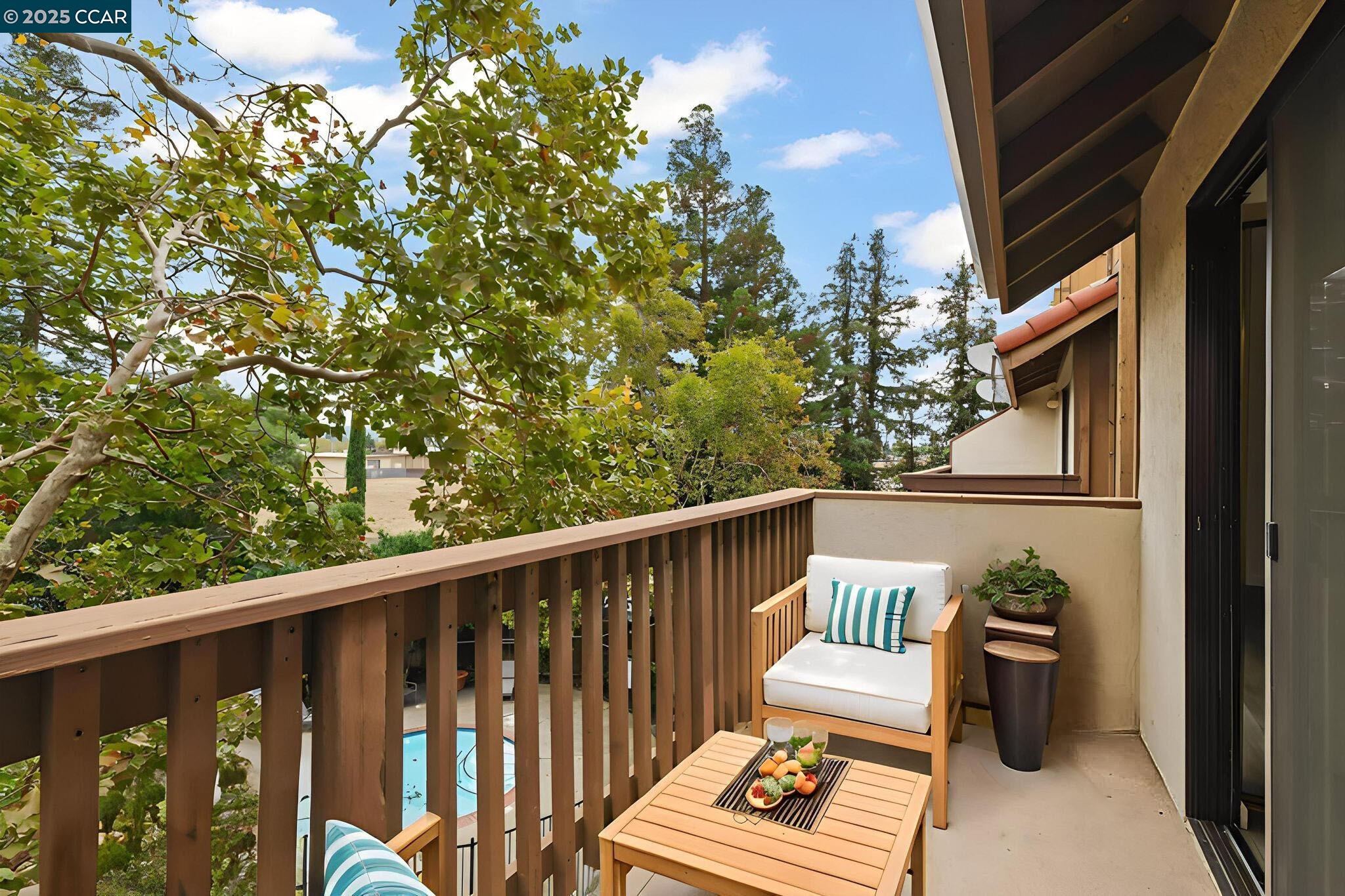 Detail Gallery Image 22 of 27 For 2055 Sierra Rd #101,  Concord,  CA 94518 - 2 Beds | 1/1 Baths