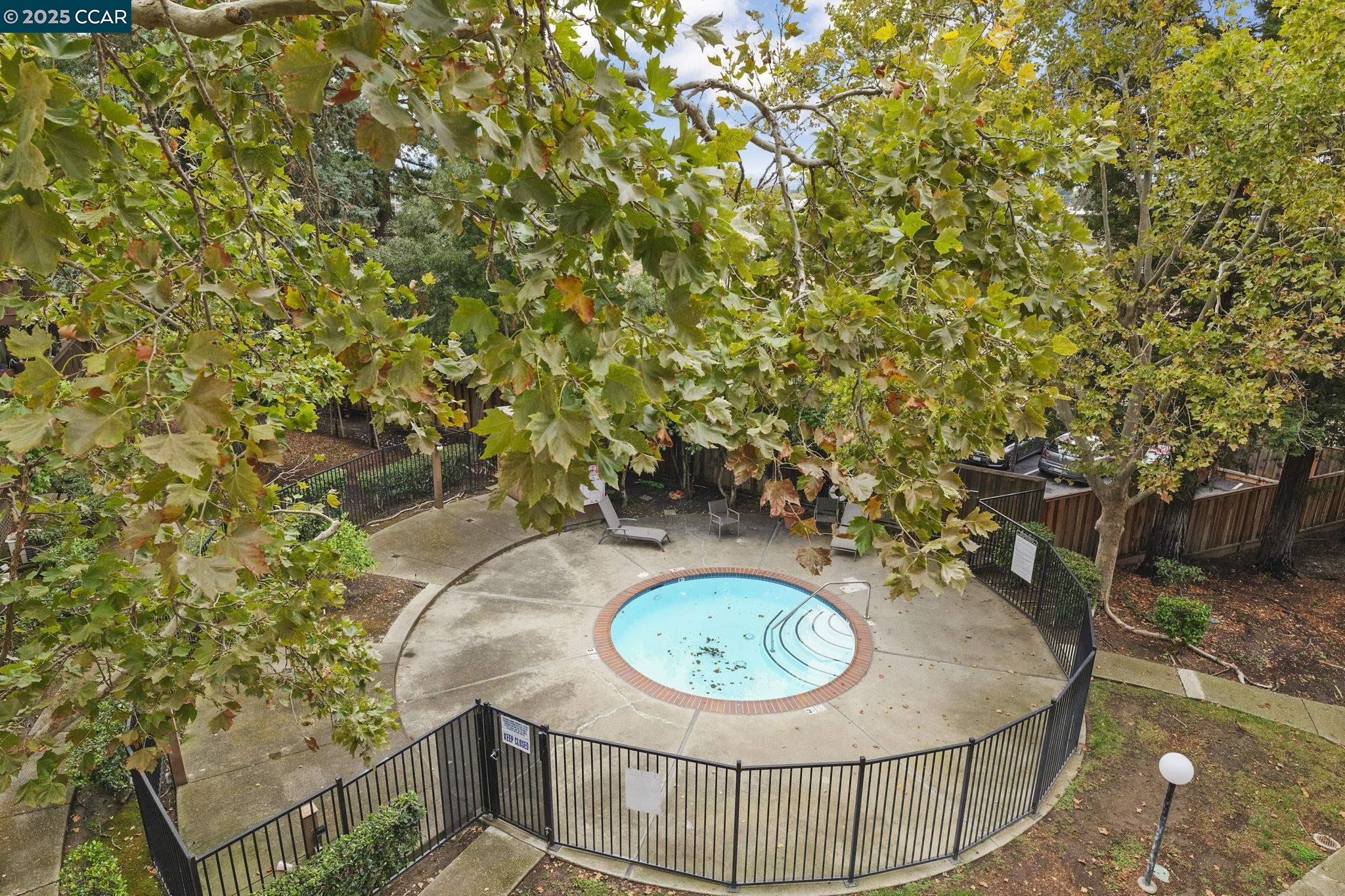 Detail Gallery Image 24 of 27 For 2055 Sierra Rd #101,  Concord,  CA 94518 - 2 Beds | 1/1 Baths