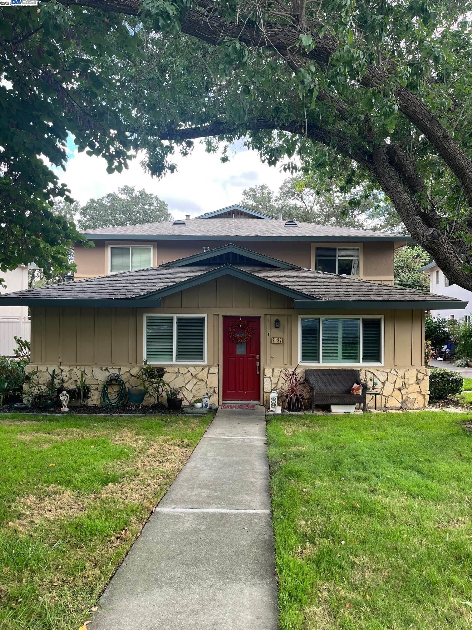 MLS: 41114870 Condo For Sale