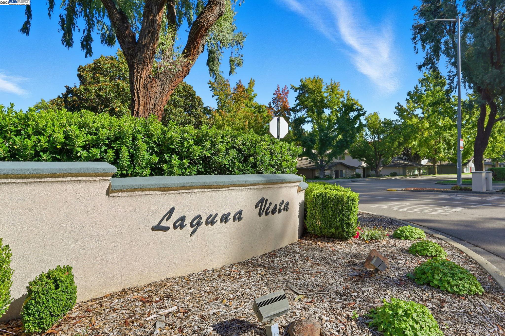 Detail Gallery Image 20 of 24 For 2137 Arroyo Ct #4,  Pleasanton,  CA 94588 - 2 Beds | 1 Baths