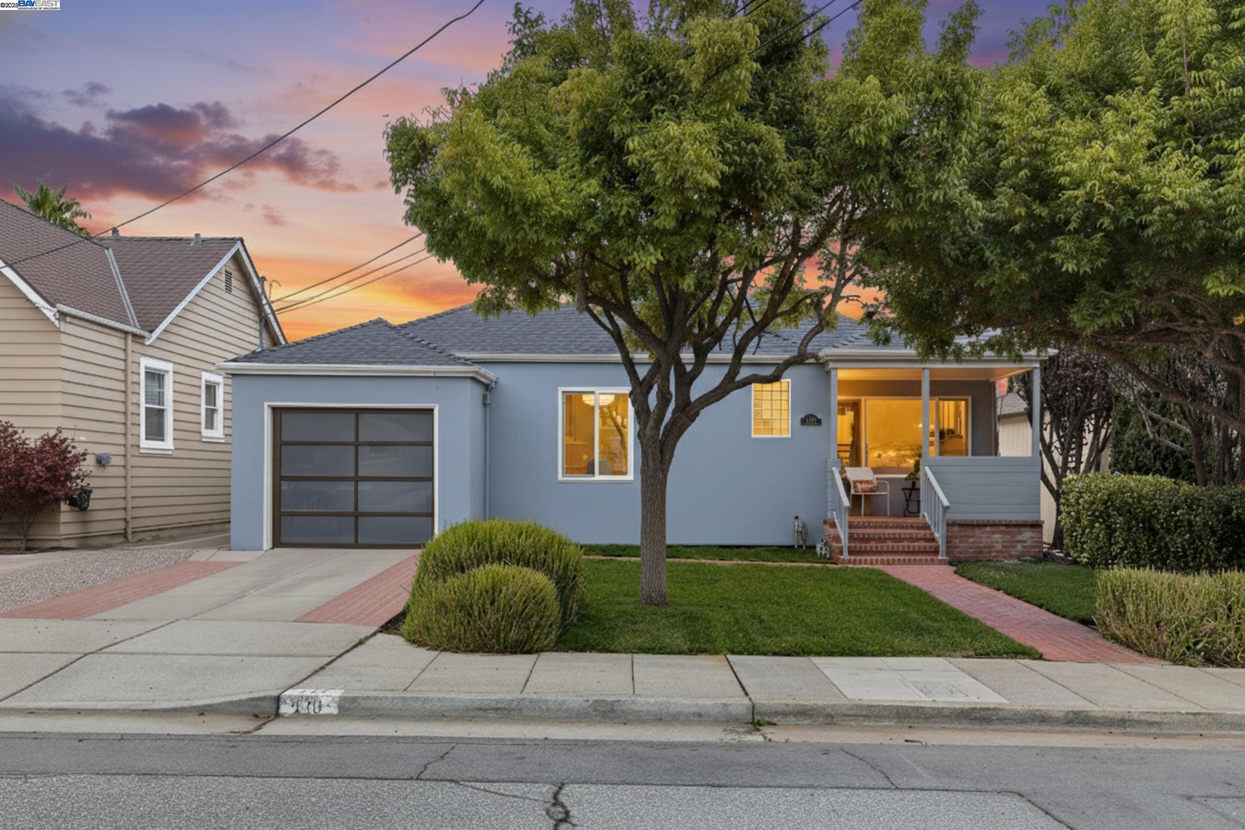 Front Image Thumbnail for BE41114876