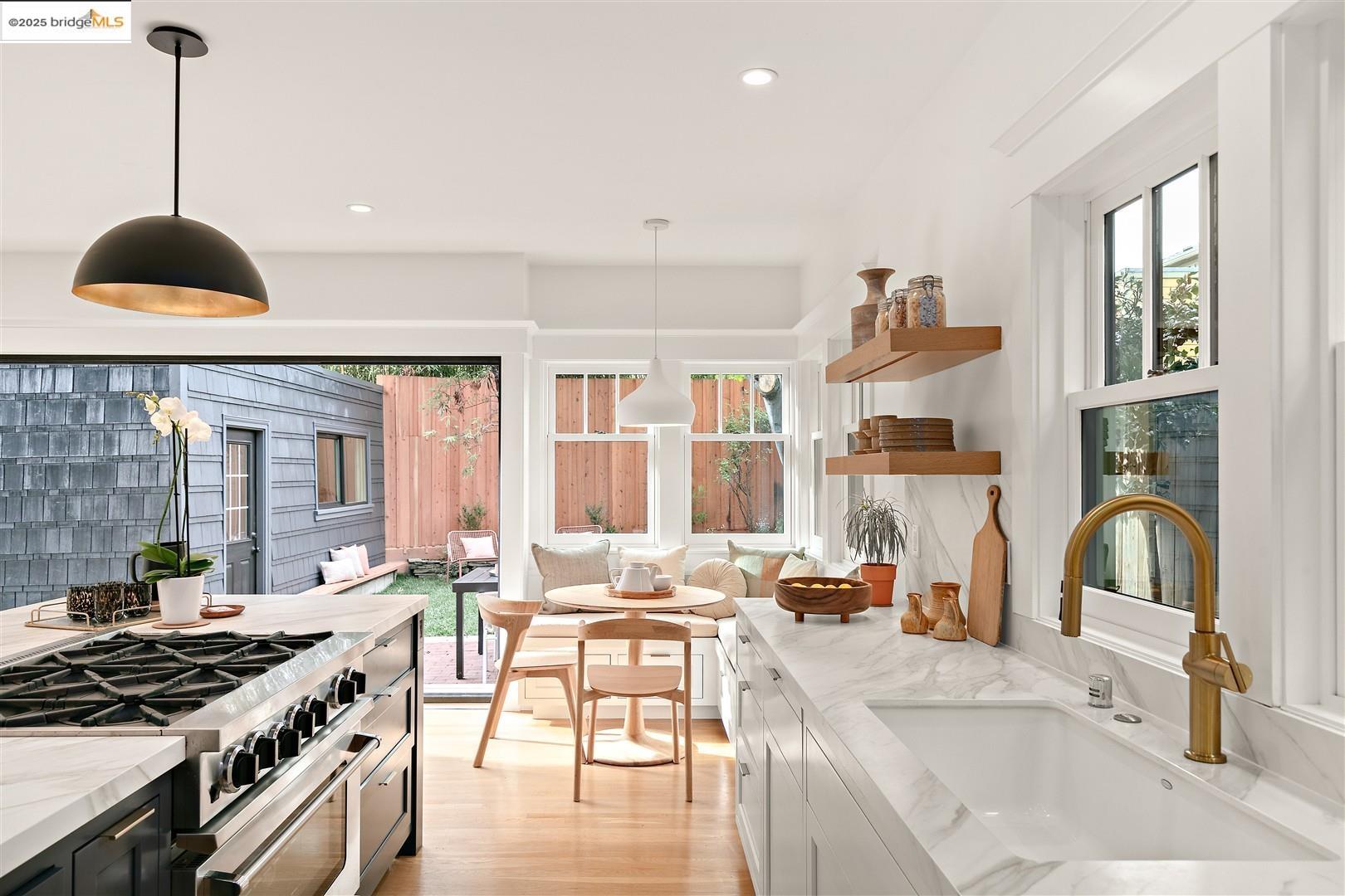 Detail Gallery Image 23 of 57 For 5347 James Ave, Oakland,  CA 94618 - 4 Beds | 3 Baths