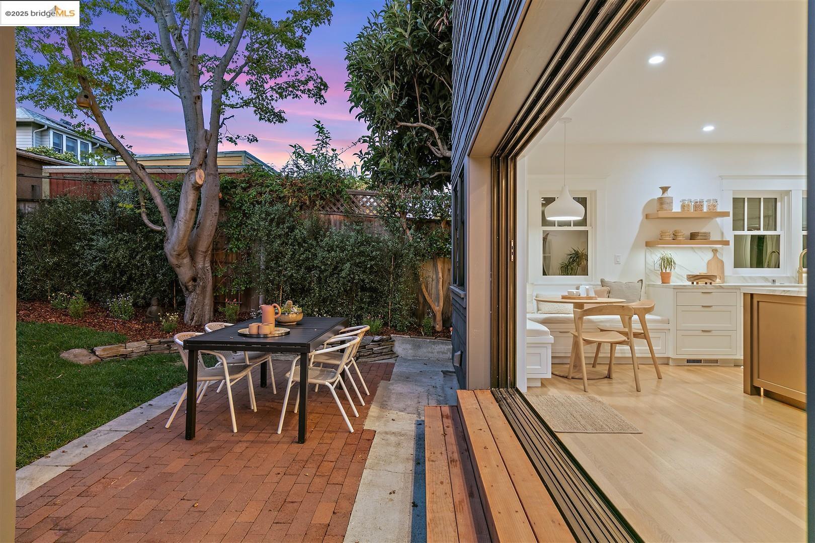 Detail Gallery Image 33 of 57 For 5347 James Ave, Oakland,  CA 94618 - 4 Beds | 3 Baths