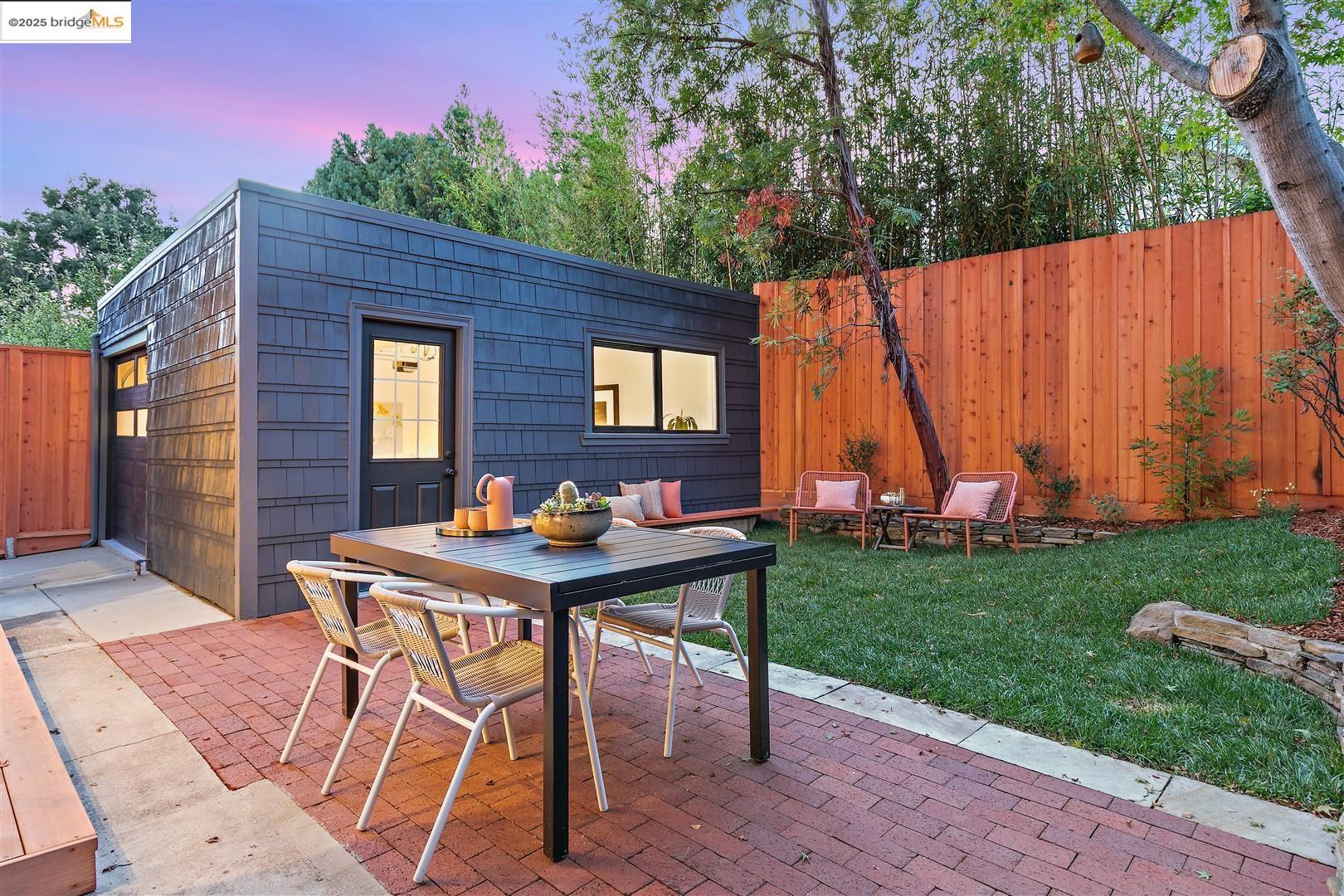 Detail Gallery Image 40 of 57 For 5347 James Ave, Oakland,  CA 94618 - 4 Beds | 3 Baths