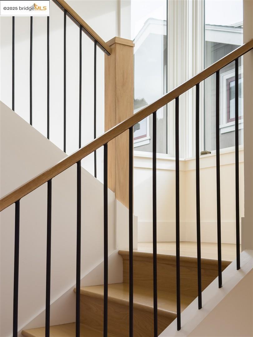 Detail Gallery Image 44 of 57 For 5347 James Ave, Oakland,  CA 94618 - 4 Beds | 3 Baths