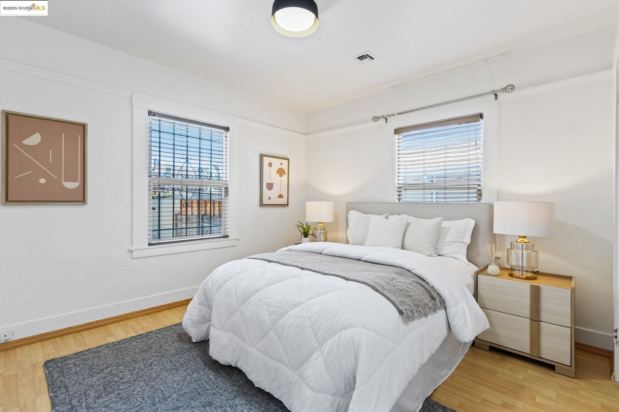 Detail Gallery Image 27 of 47 For 1700 64th Ave, Oakland,  CA 94621 - 2 Beds | 1 Baths