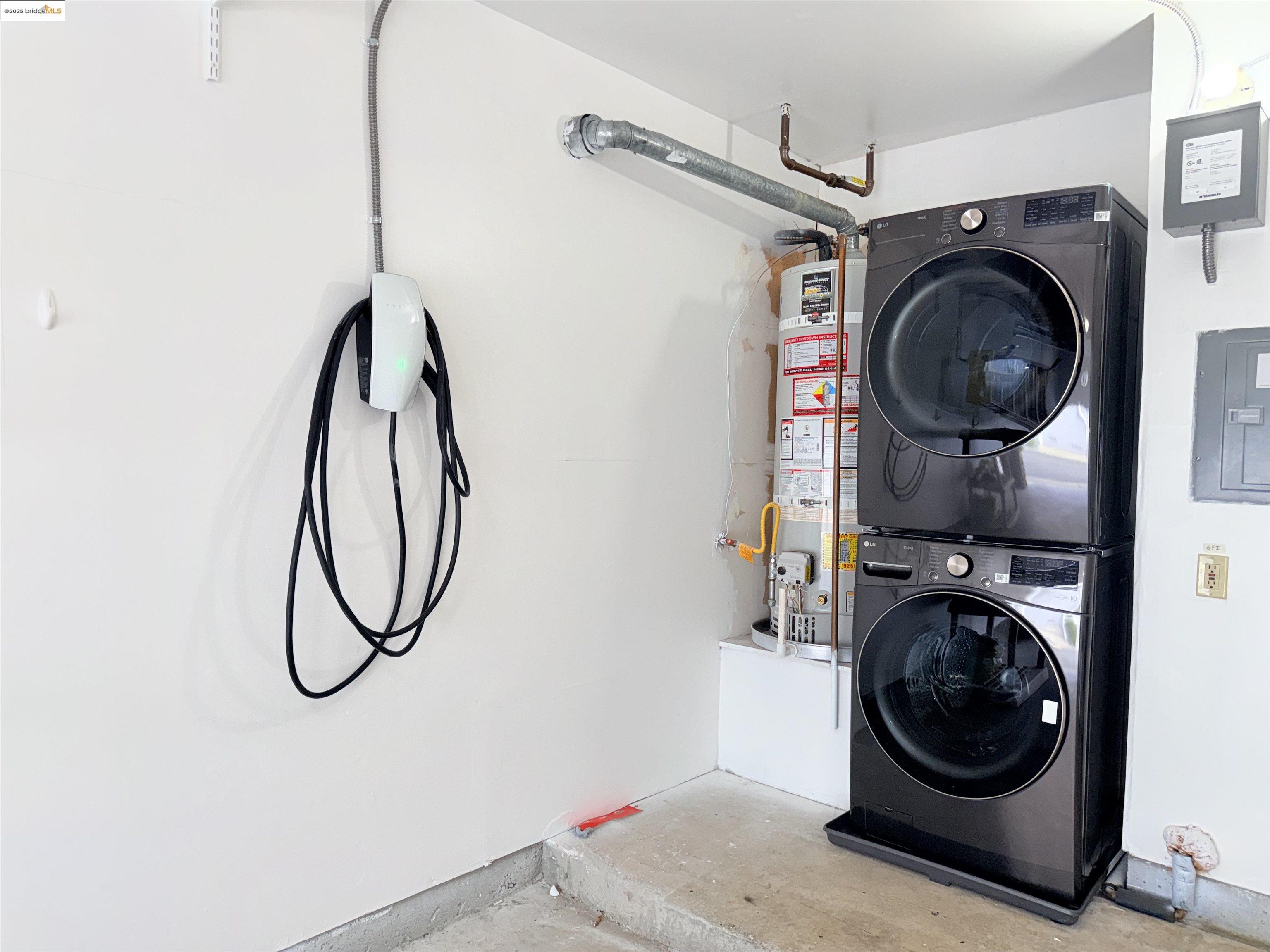 Detail Gallery Image 24 of 32 For 309 Rock Creek Way, Pleasant Hill,  CA 94523 - 2 Beds | 2/1 Baths