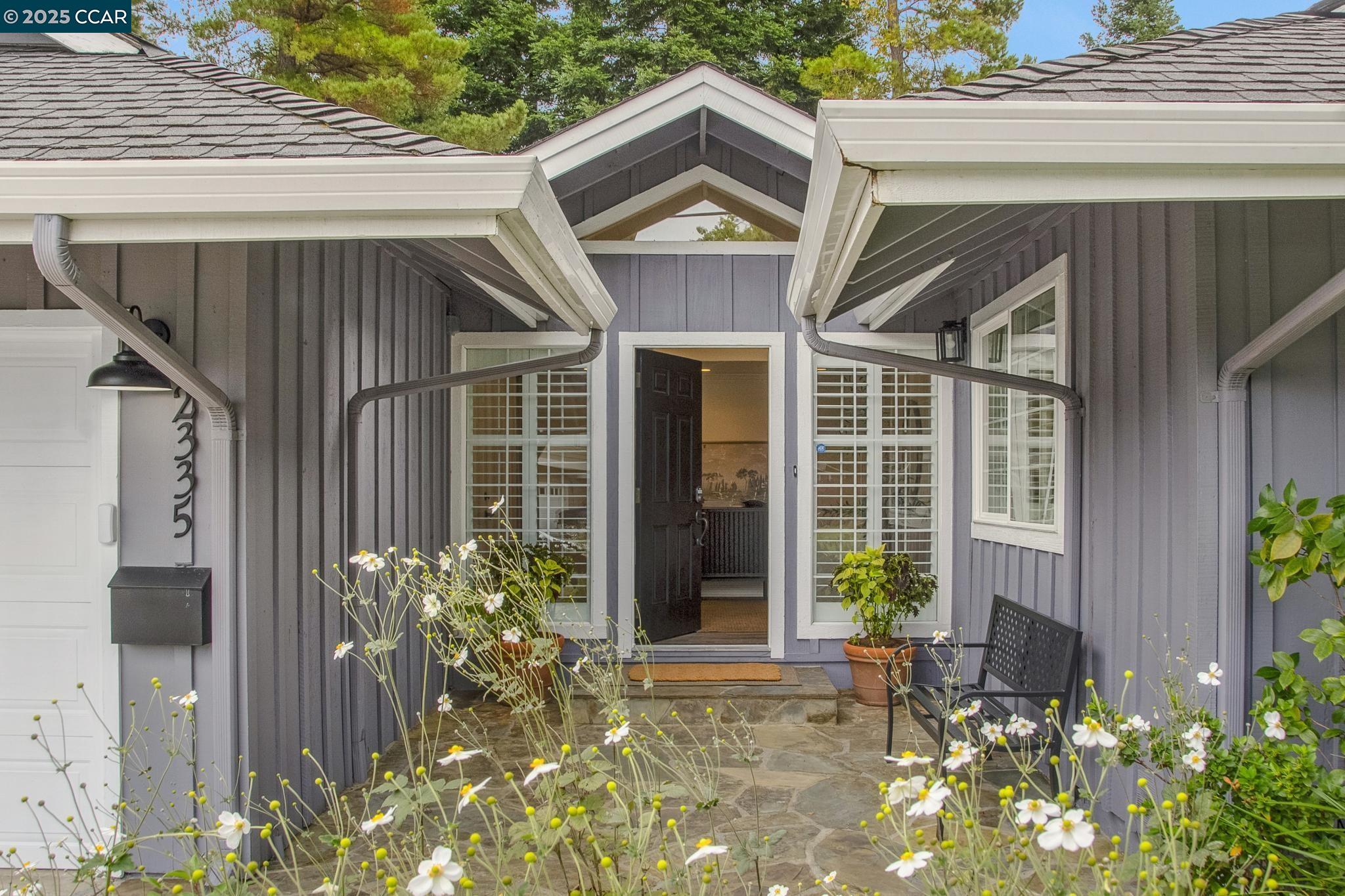 Front Image Thumbnail for CC41114894