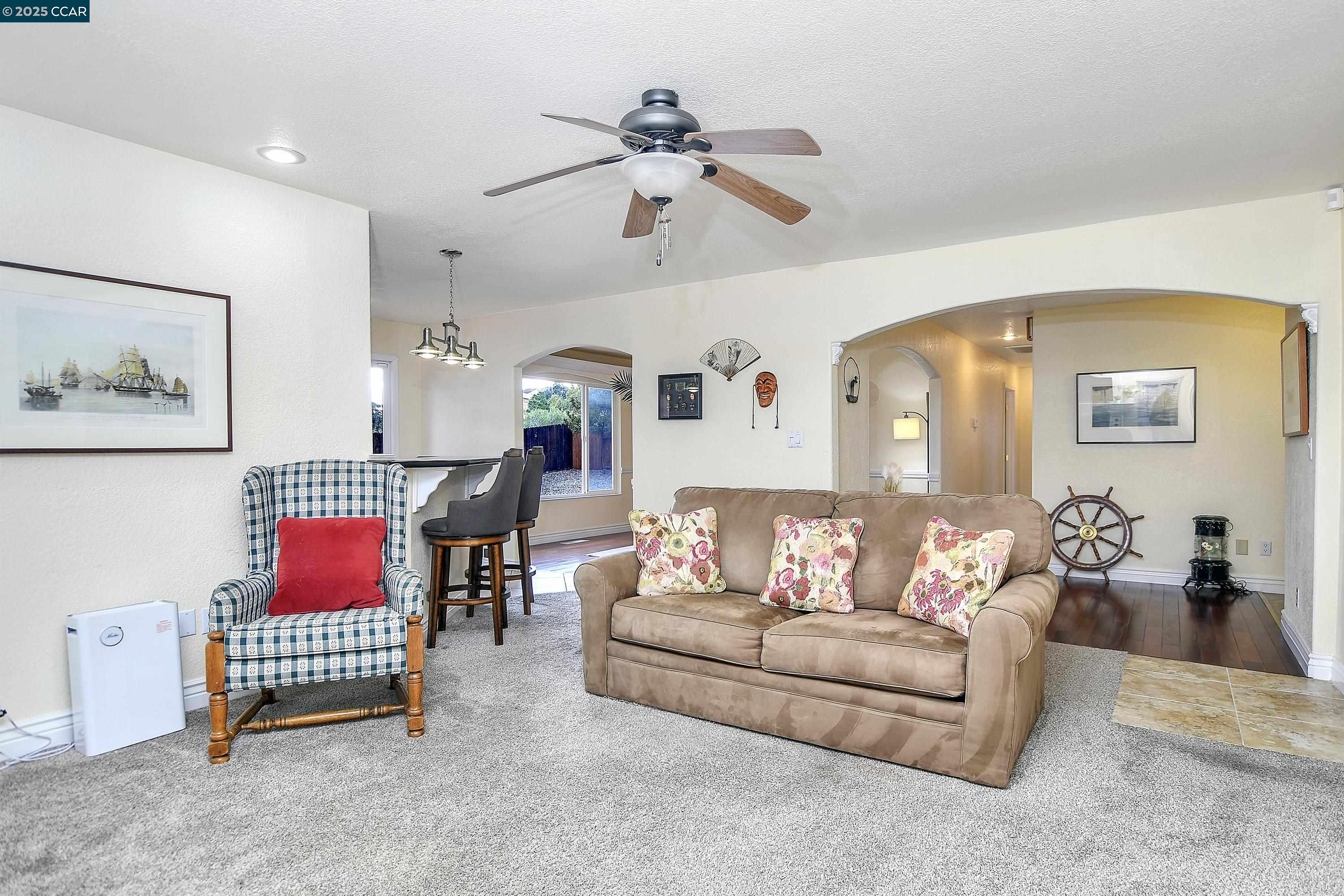 Detail Gallery Image 6 of 34 For 17 Cedarbrook Pl, Pittsburg,  CA 94565 - 3 Beds | 2 Baths