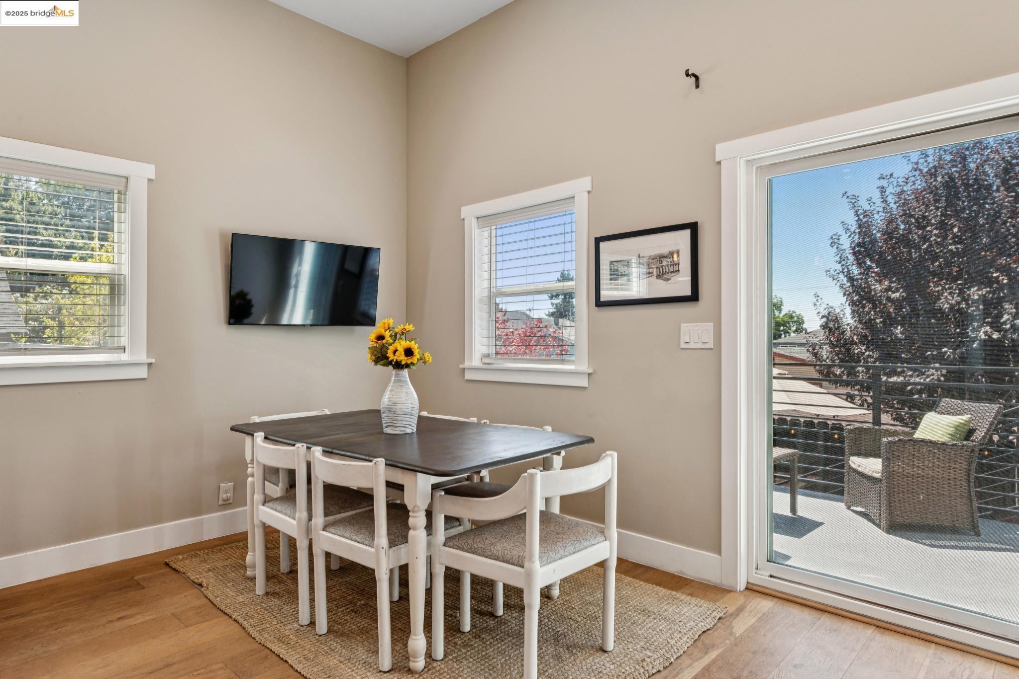 Detail Gallery Image 23 of 55 For 5169 Trask St, Oakland,  CA 94601 - 3 Beds | 2 Baths