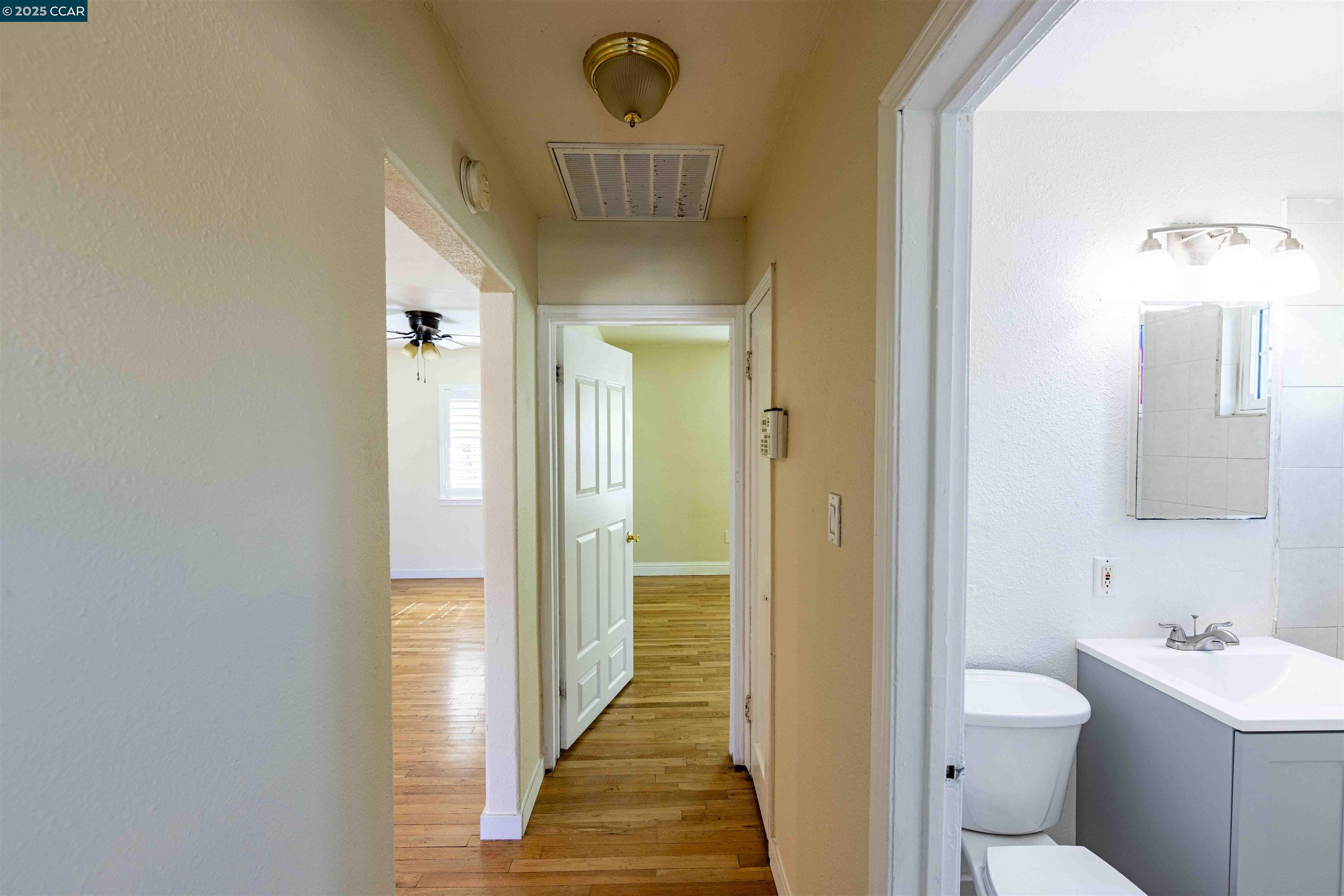 Detail Gallery Image 11 of 29 For 2720 Prospect St, Concord,  CA 94518 - 4 Beds | 2 Baths