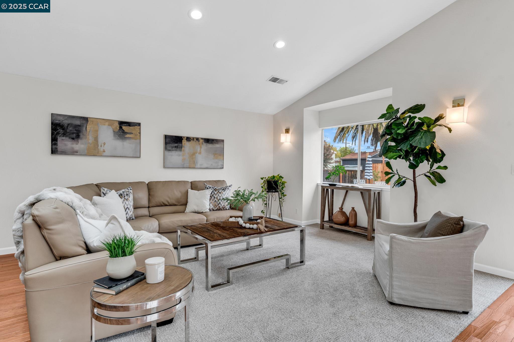 Detail Gallery Image 24 of 51 For 1015 Pleasant Valley Dr, Pleasant Hill,  CA 94523 - 3 Beds | 2 Baths