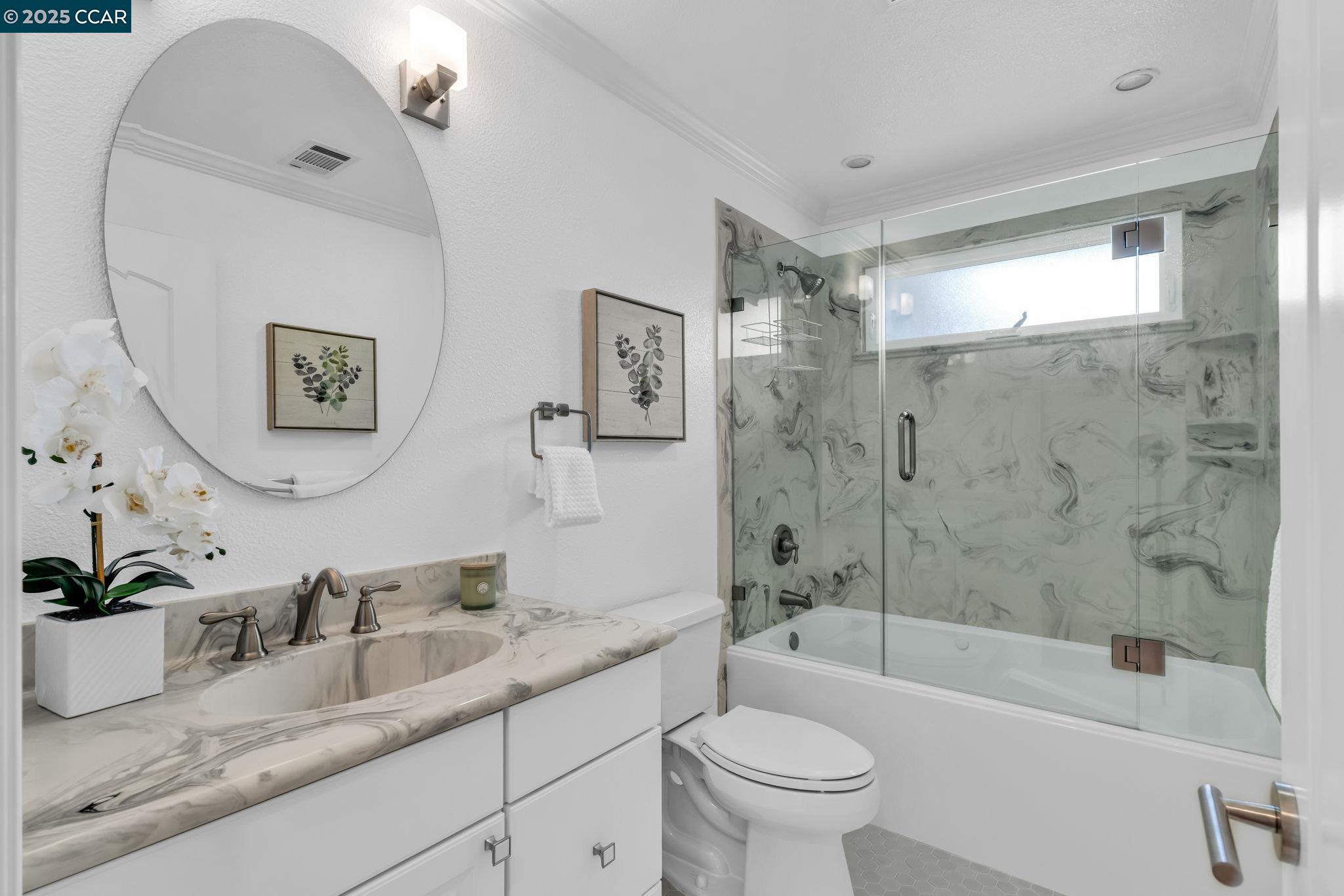 Detail Gallery Image 33 of 51 For 1015 Pleasant Valley Dr, Pleasant Hill,  CA 94523 - 3 Beds | 2 Baths