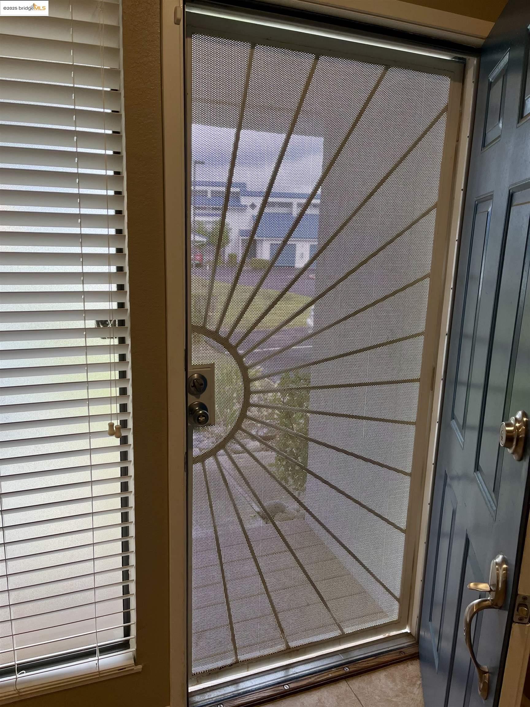 Detail Gallery Image 4 of 29 For 5796 Cutter Loop, Discovery Bay,  CA 94505 - 3 Beds | 2 Baths