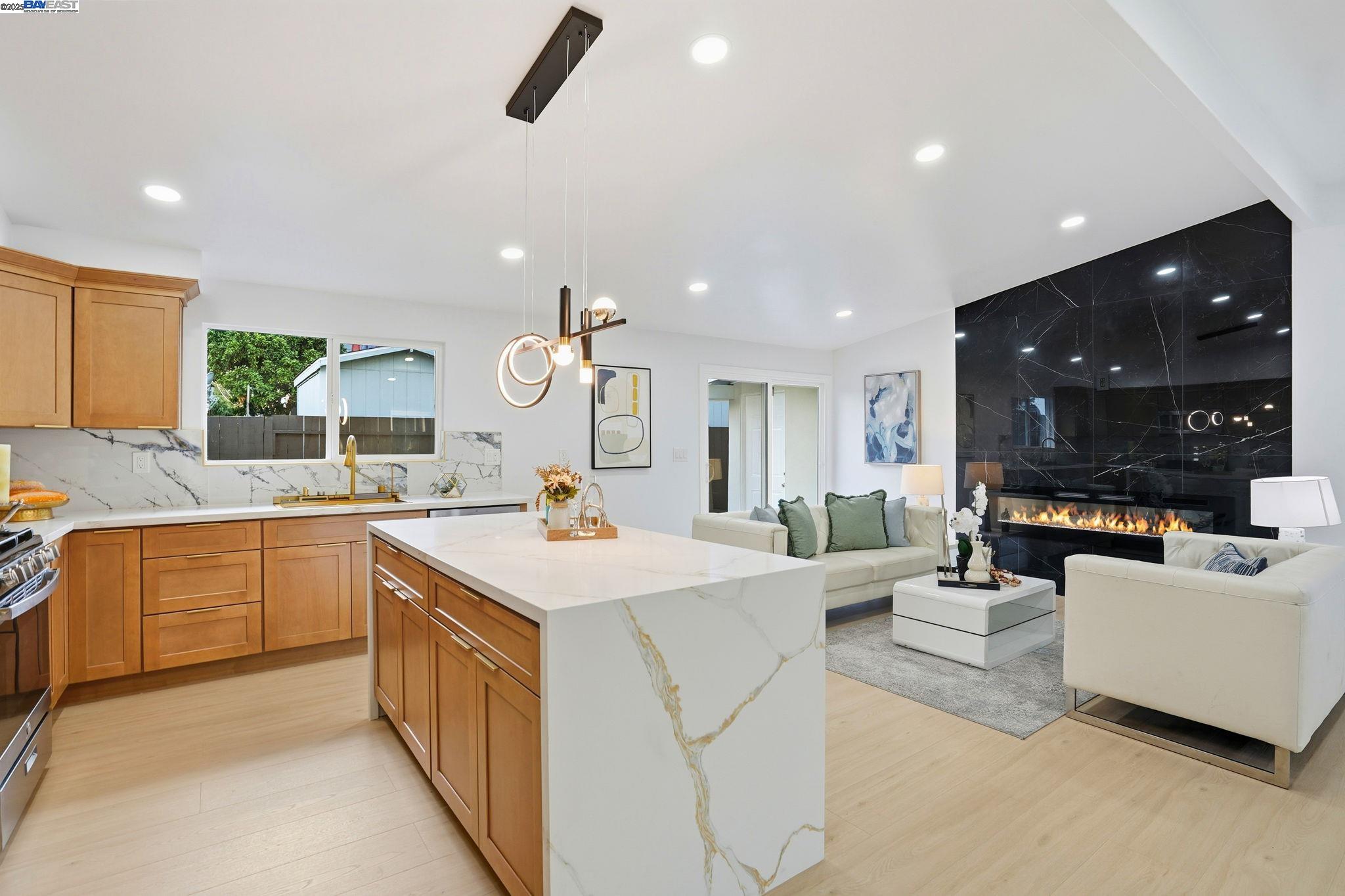 Front Image Thumbnail for BE41114908