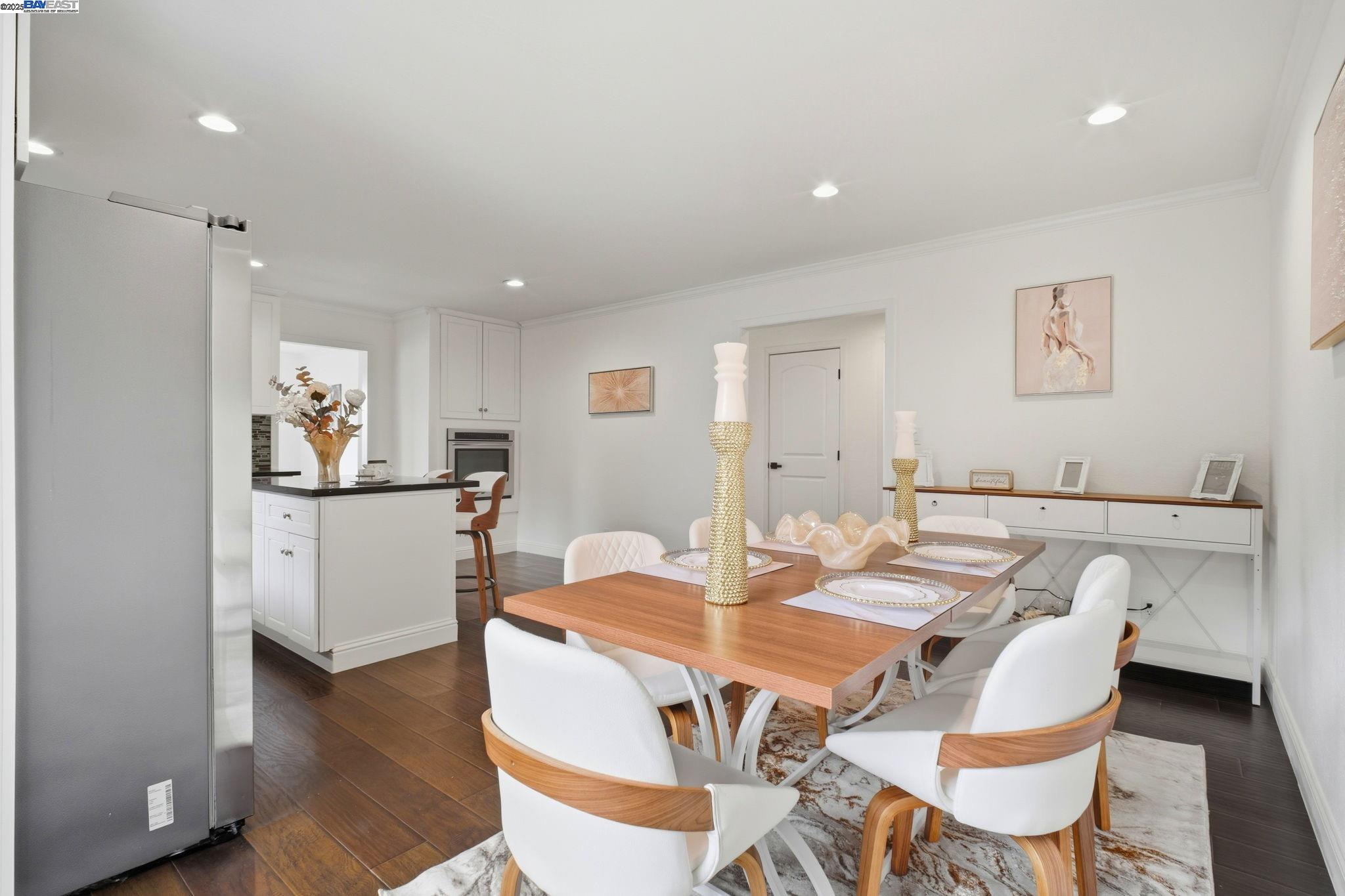 Detail Gallery Image 7 of 33 For 3247 Revere Ave, Oakland,  CA 94605 - 3 Beds | 2 Baths